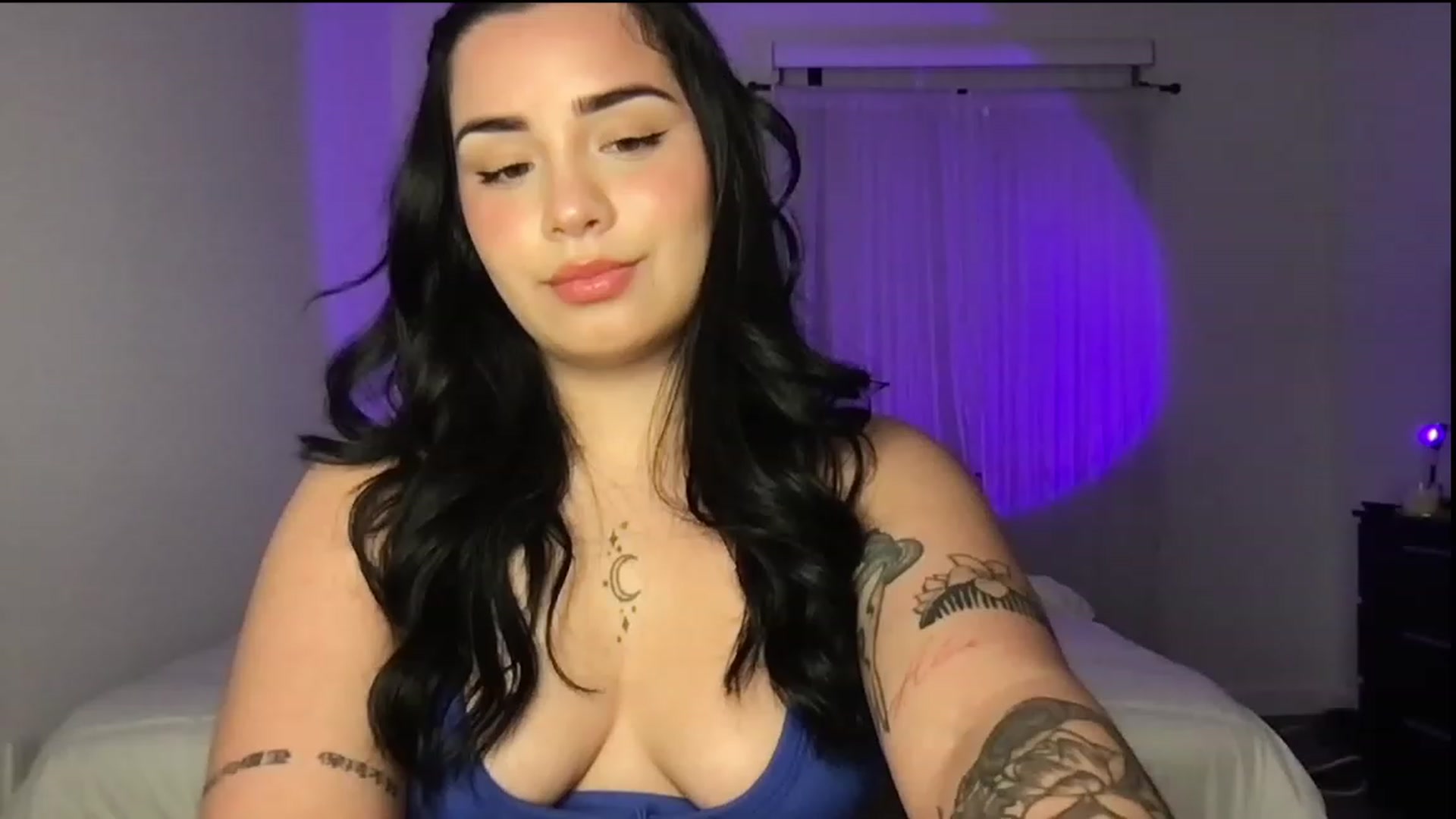 Gallery image thumbnail from babyxjulz's myfreecams stream on, 03/21/2023, 03:47 image 12 of 20