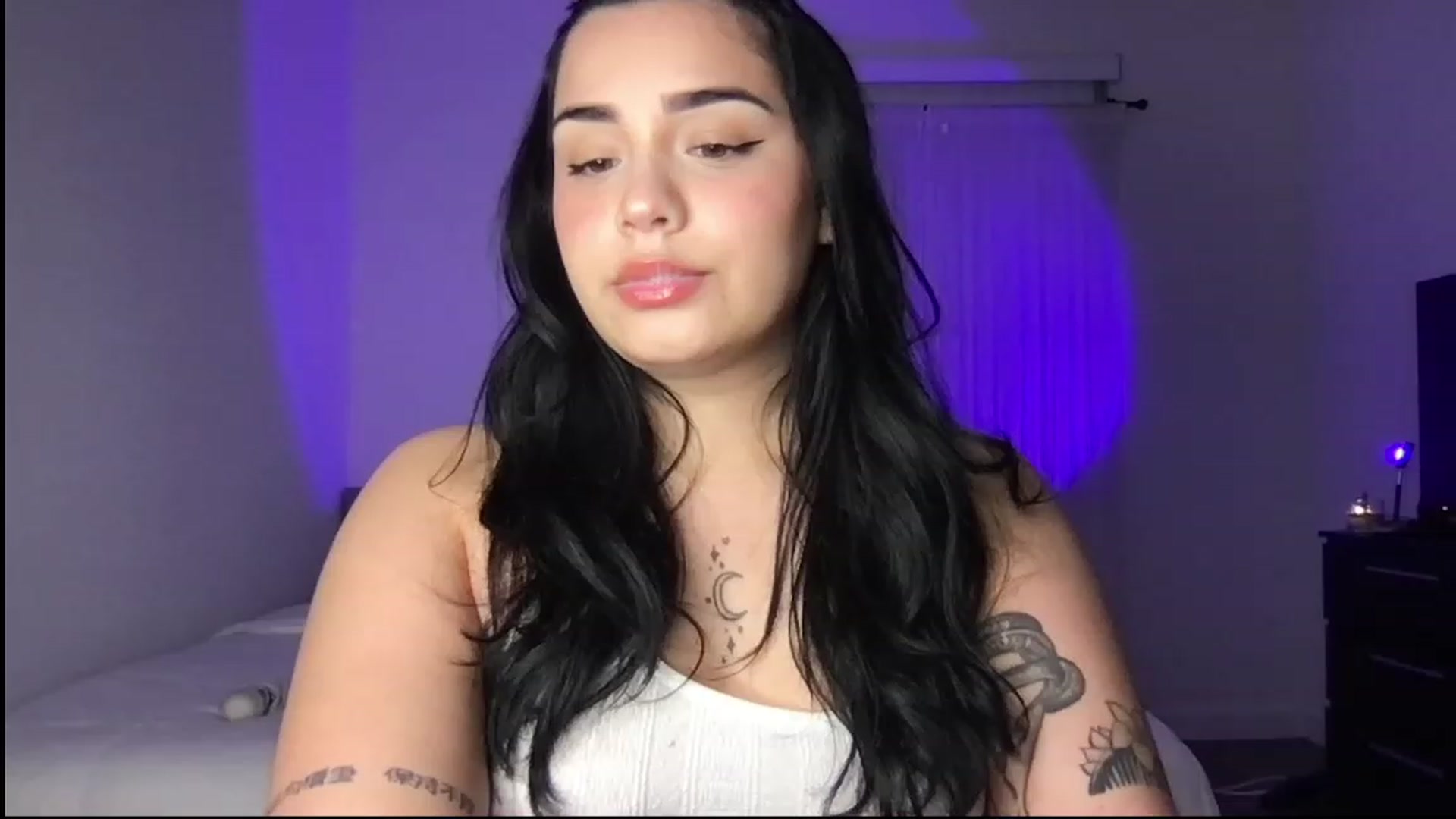 Gallery image thumbnail from babyxjulz's myfreecams stream on, 03/24/2023, 03:58 image 1 of 20