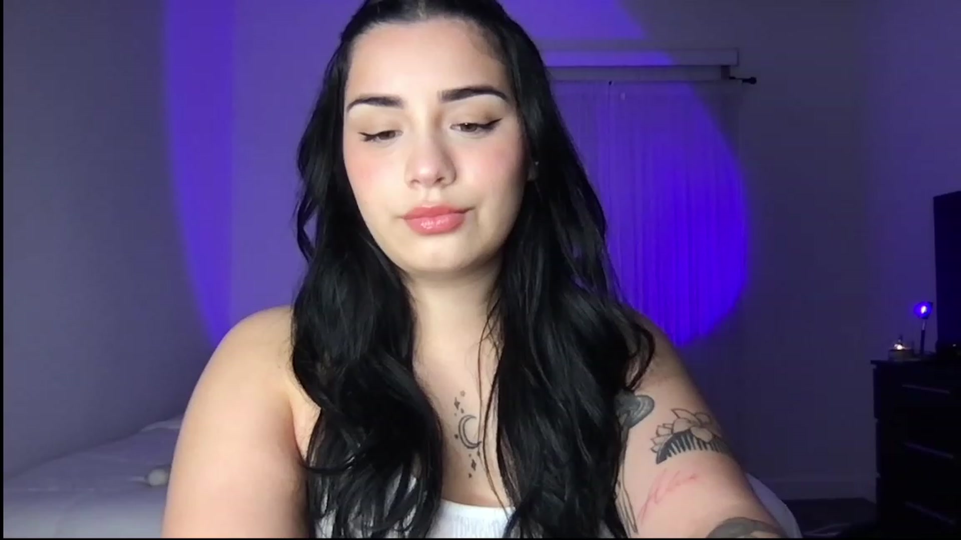Gallery image thumbnail from babyxjulz's myfreecams stream on, 03/24/2023, 03:58 image 17 of 20