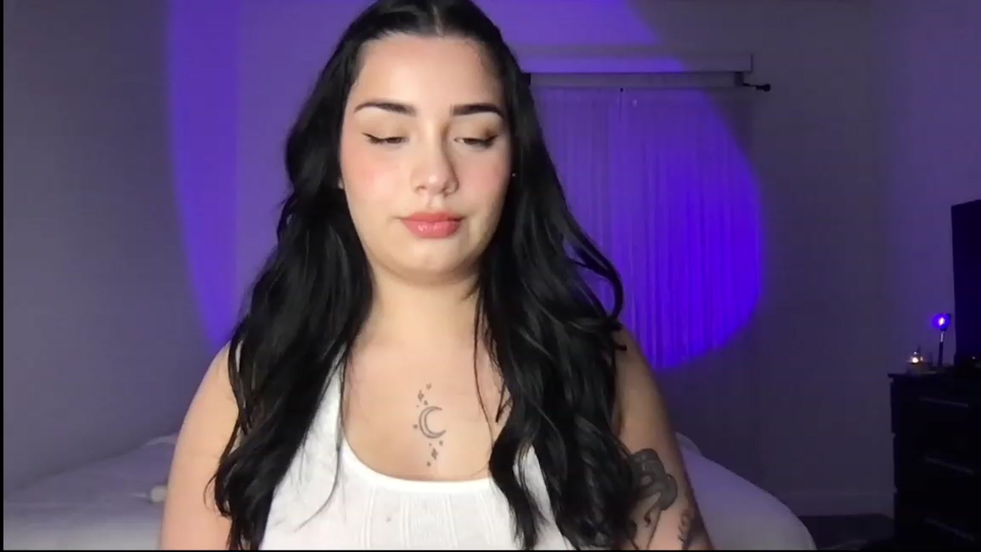 Gallery image thumbnail from babyxjulz's myfreecams stream on, 03/24/2023, 03:58 image 19 of 20