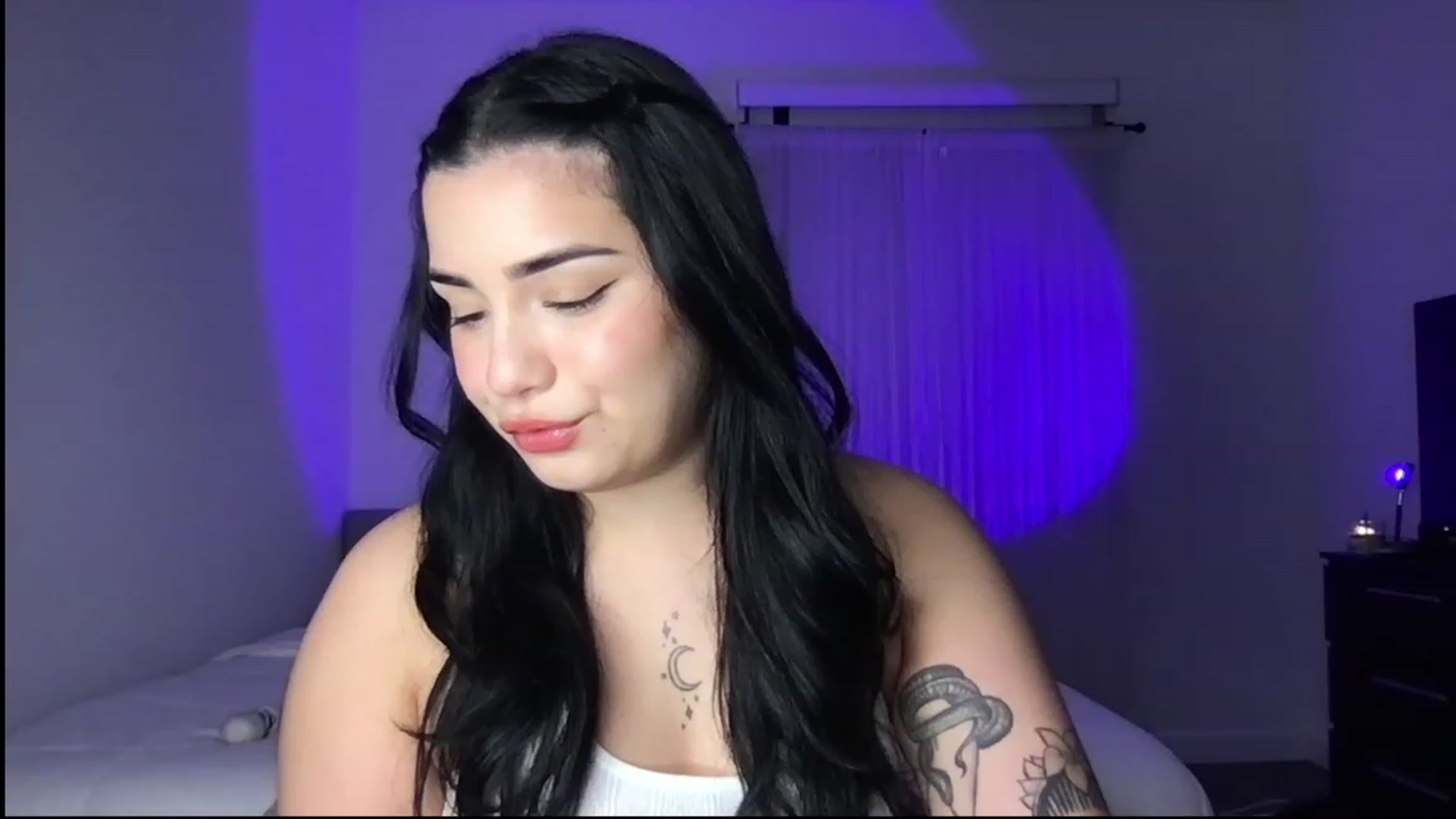 Gallery image thumbnail from babyxjulz's myfreecams stream on, 03/24/2023, 03:58 image 16 of 20