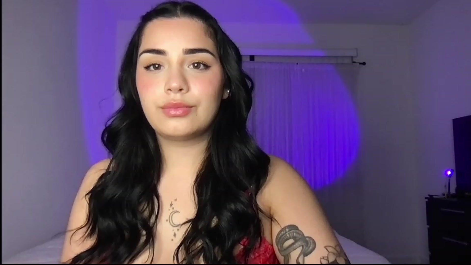 Gallery image thumbnail from babyxjulz's myfreecams stream on, 03/25/2023, 03:37 image 20 of 20