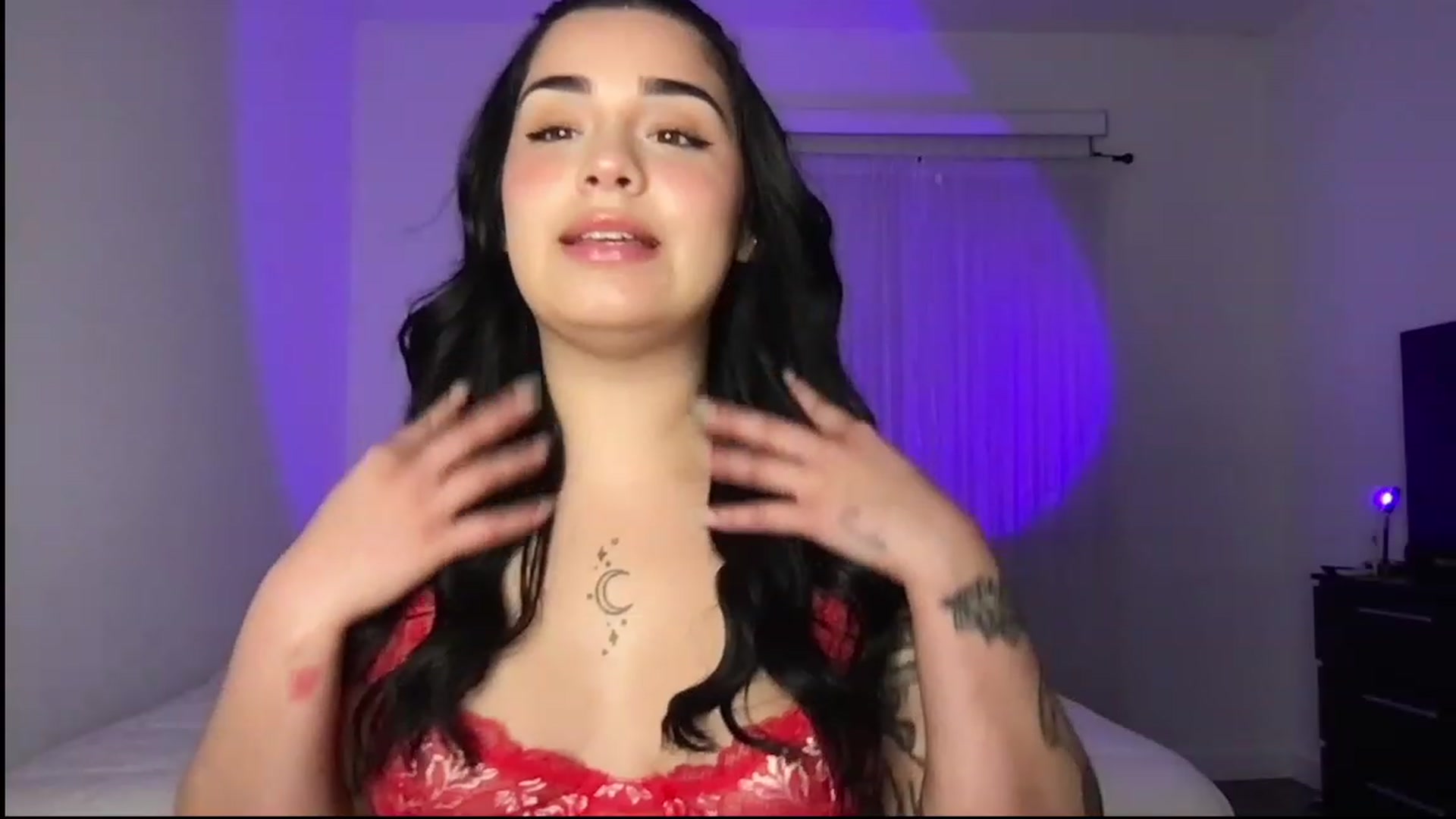 Gallery image thumbnail from babyxjulz's myfreecams stream on, 03/25/2023, 03:37 image 9 of 20
