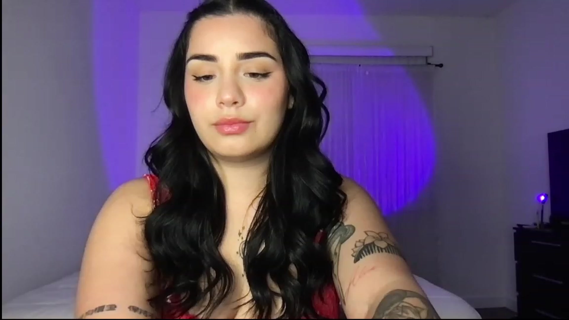 Gallery image thumbnail from babyxjulz's myfreecams stream on, 03/25/2023, 03:37 image 15 of 20