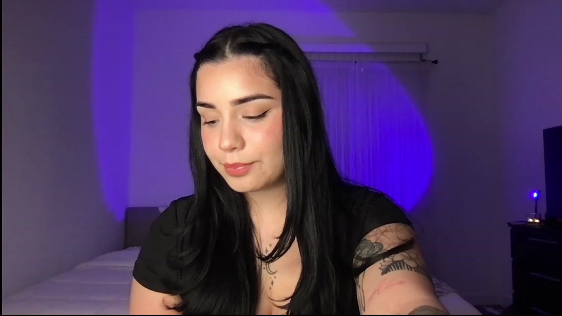 Gallery image thumbnail from babyxjulz's myfreecams stream on, 03/28/2023, 03:38 image 19 of 20