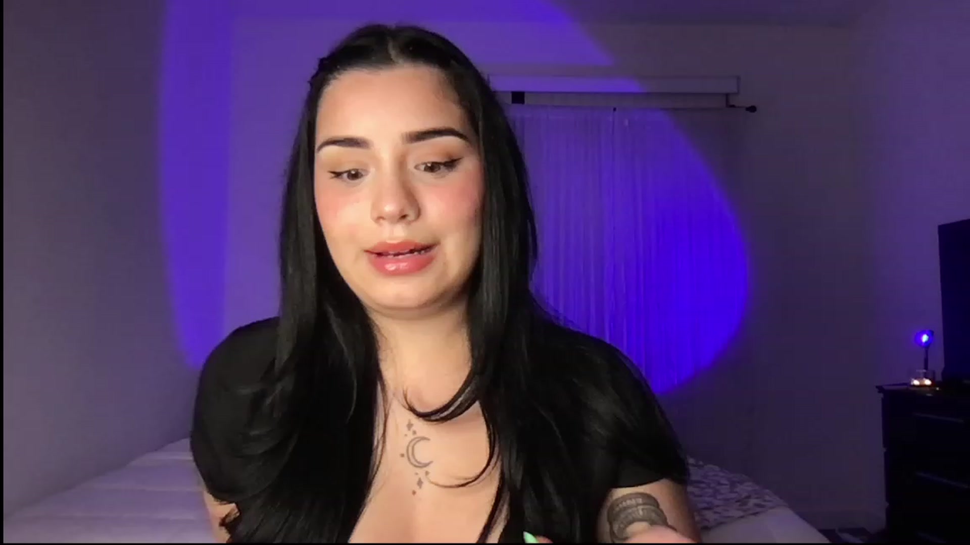 Gallery image thumbnail from babyxjulz's myfreecams stream on, 03/28/2023, 03:38 image 18 of 20