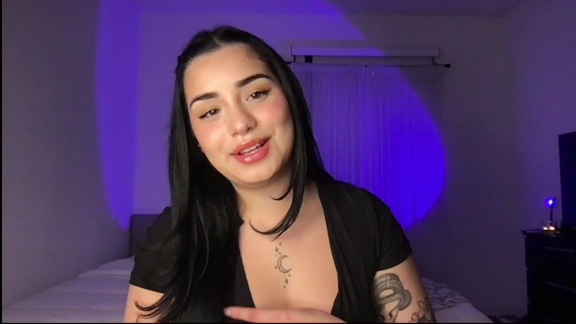 Gallery image thumbnail from babyxjulz's myfreecams stream on, 03/28/2023, 03:38 image 15 of 20