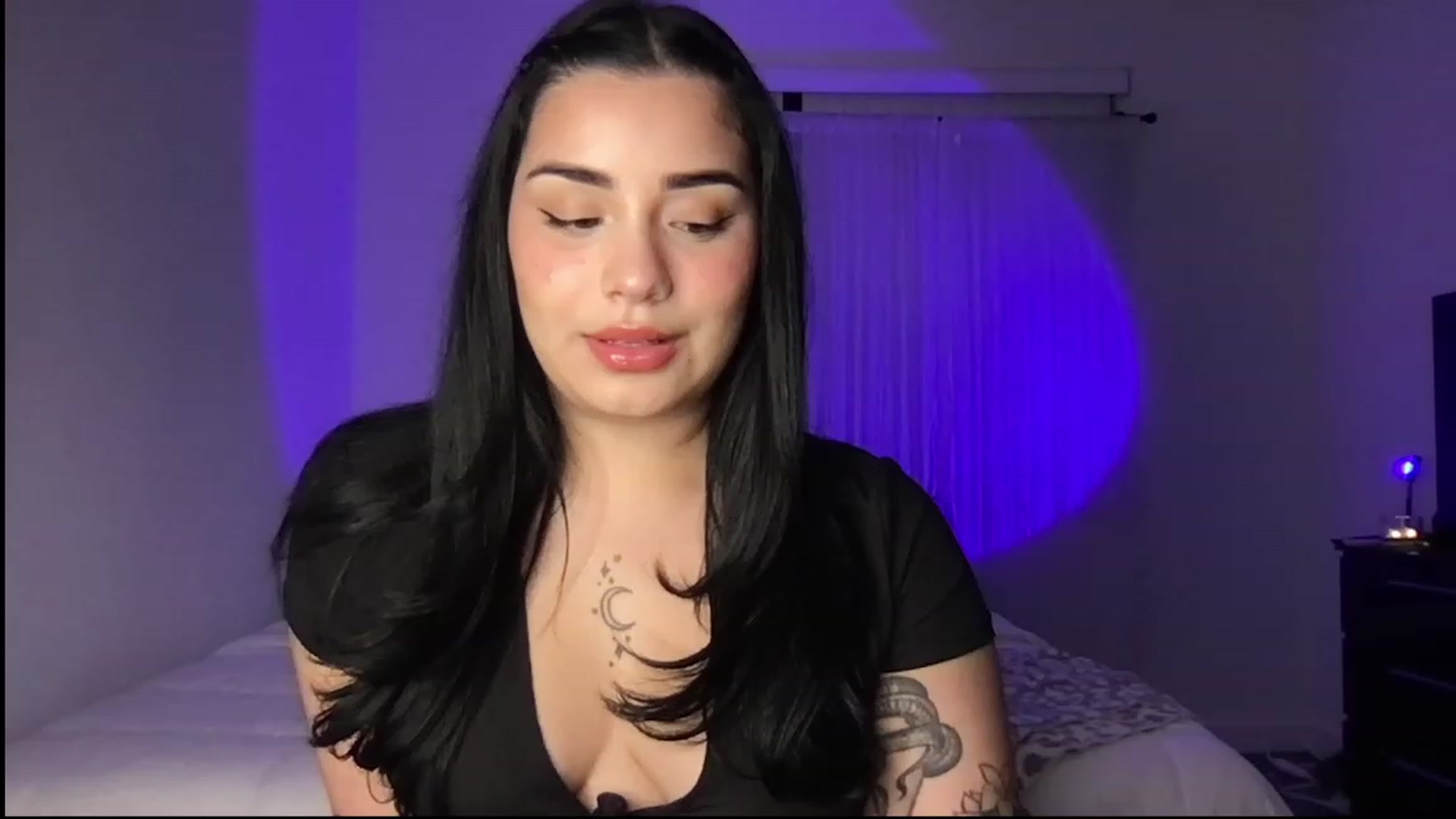 Gallery image thumbnail from babyxjulz's myfreecams stream on, 03/28/2023, 03:38 image 8 of 20