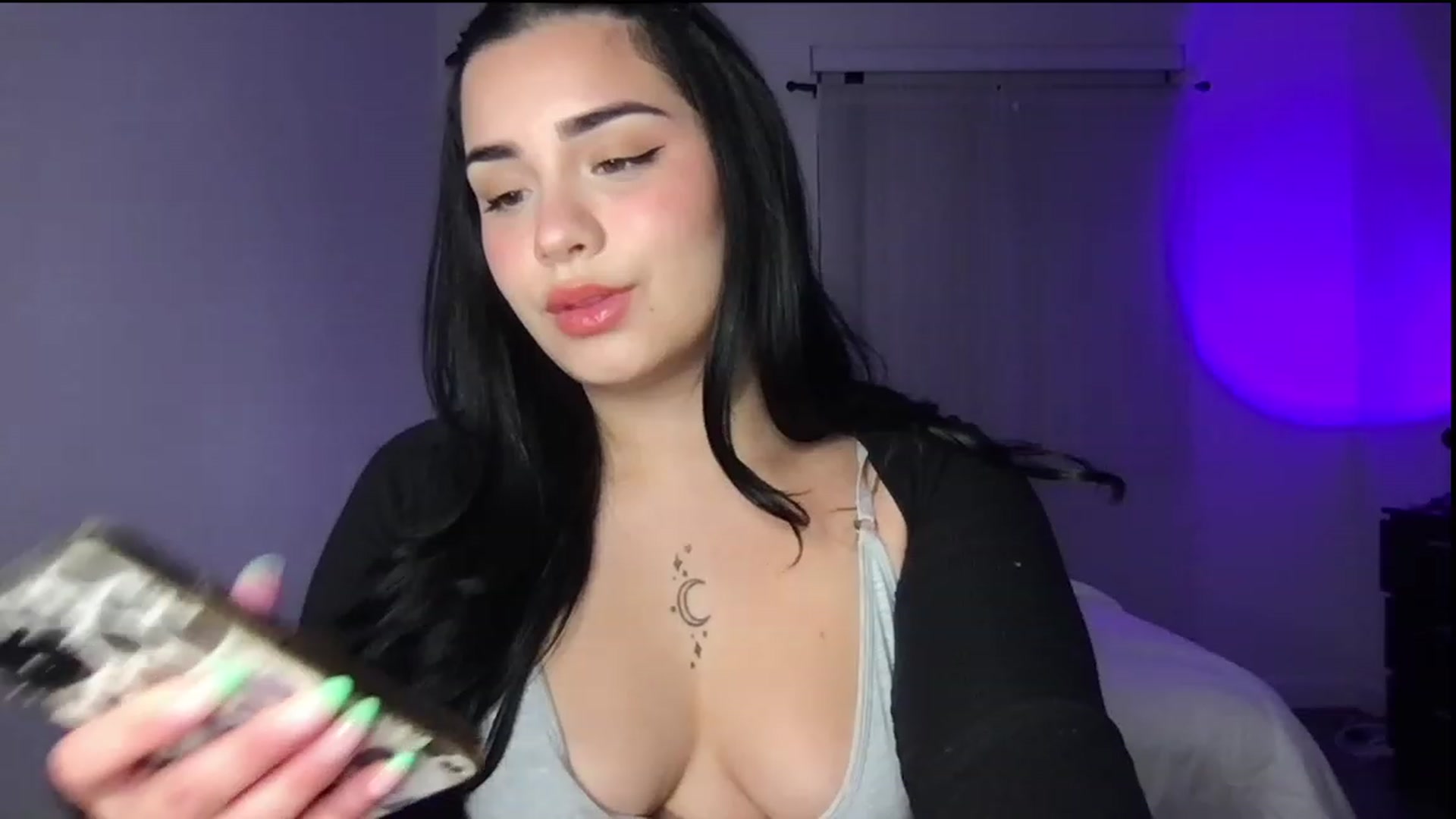 Gallery image thumbnail from babyxjulz's myfreecams stream on, 03/31/2023, 04:05 image 2 of 20