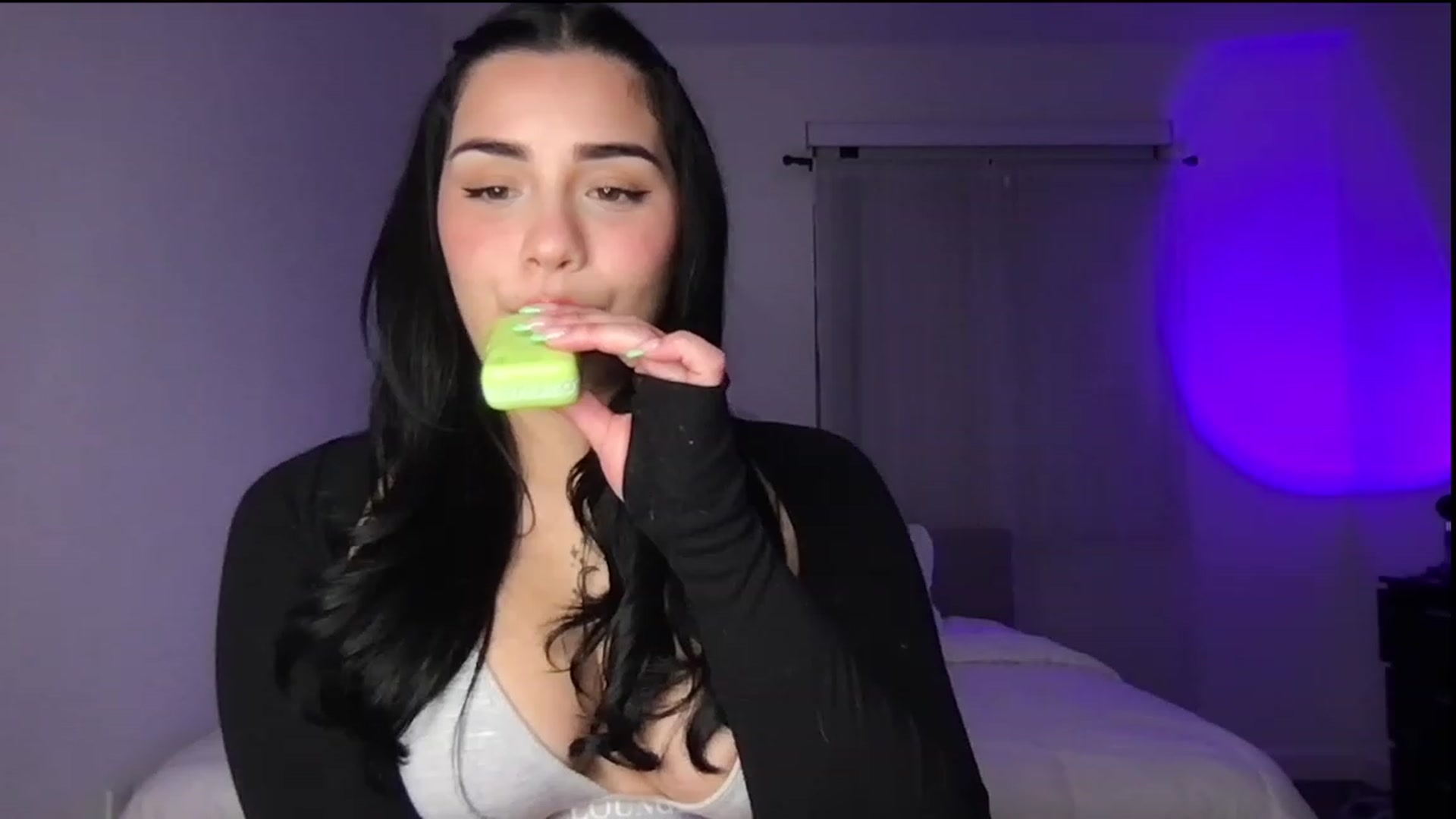 Gallery image thumbnail from babyxjulz's myfreecams stream on, 03/31/2023, 04:05 image 20 of 20