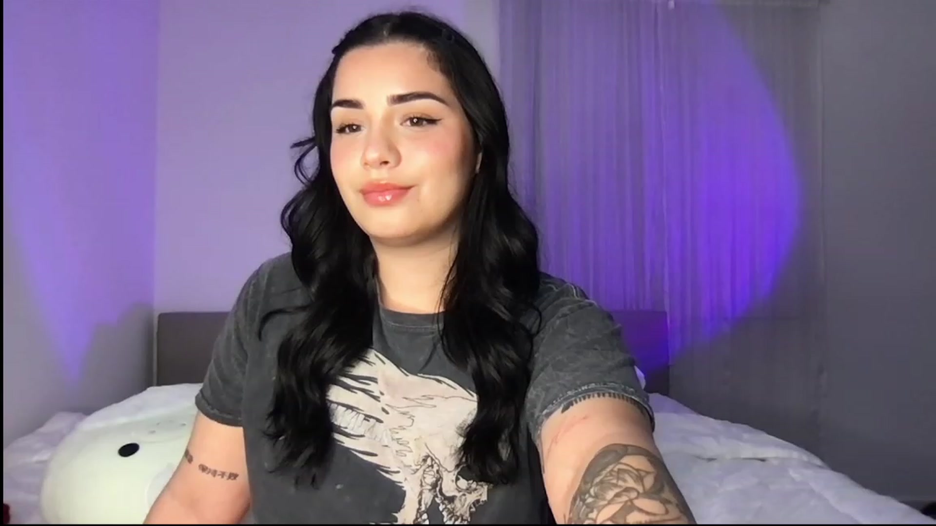 Gallery image thumbnail from babyxjulz's myfreecams stream on, 04/02/2023, 04:34 image 19 of 20