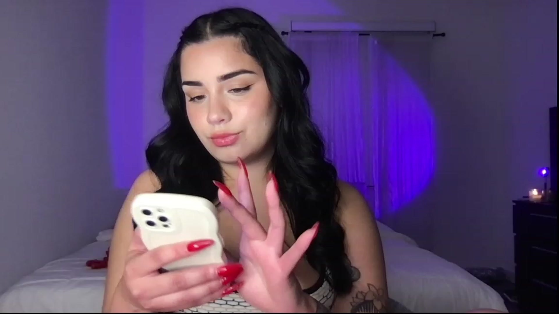 Gallery image thumbnail from babyxjulz's myfreecams stream on, 04/14/2023, 05:06 image 12 of 20