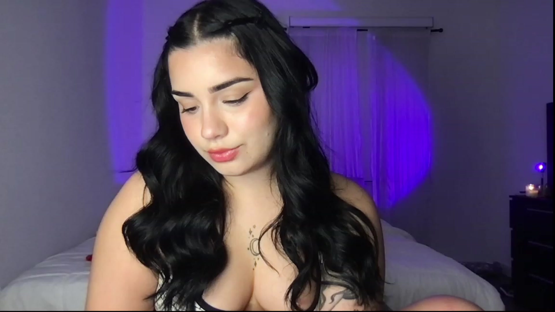 Gallery image thumbnail from babyxjulz's myfreecams stream on, 04/14/2023, 05:06 image 6 of 20