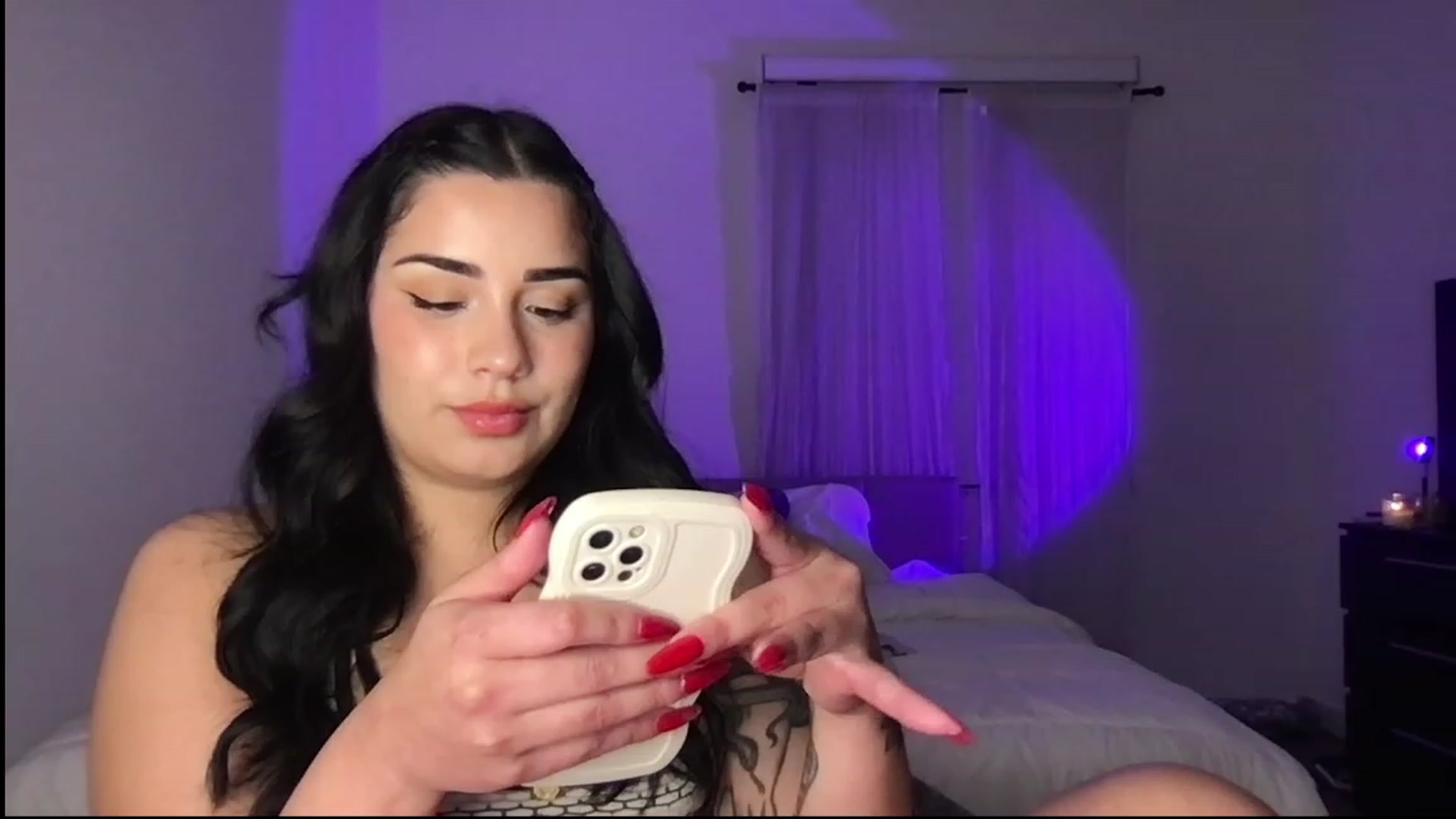 Gallery image thumbnail from babyxjulz's myfreecams stream on, 04/14/2023, 05:06 image 18 of 20