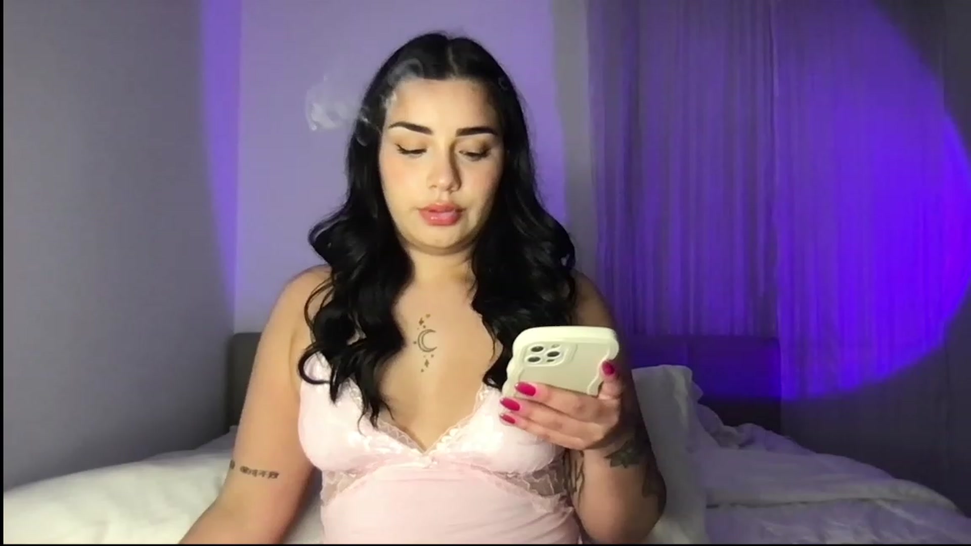 Gallery image thumbnail from babyxjulz's myfreecams stream on, 04/17/2023, 04:16 image 3 of 20
