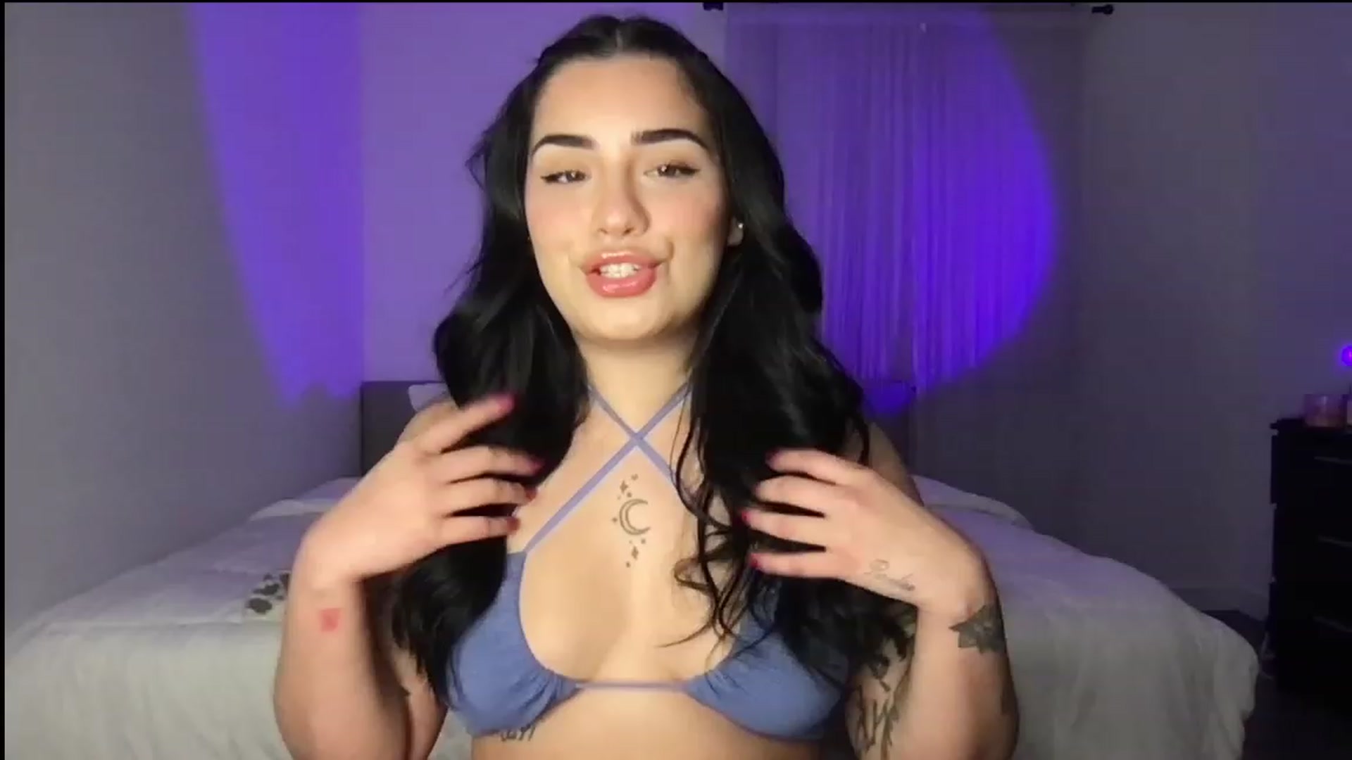 Gallery image thumbnail from babyxjulz's myfreecams stream on, 04/20/2023, 04:31 image 13 of 20