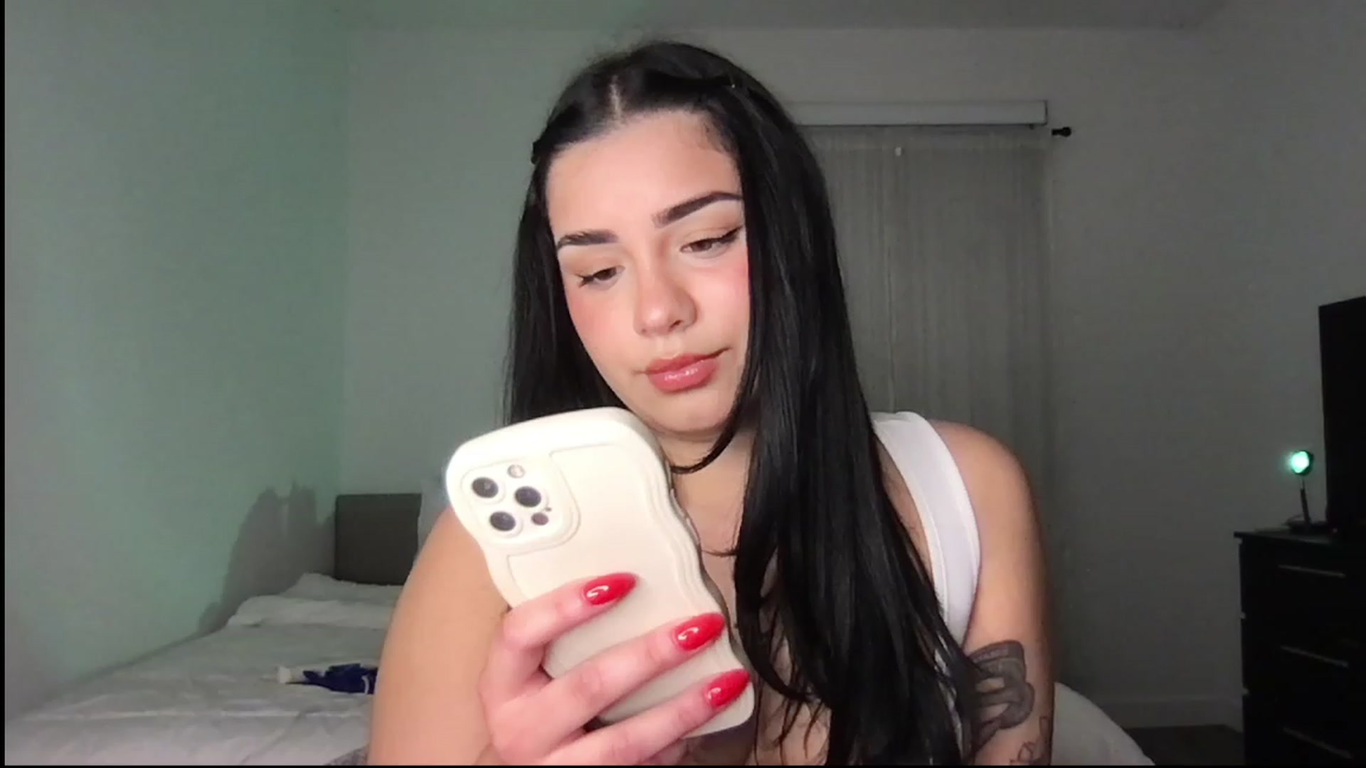 Gallery image thumbnail from babyxjulz's myfreecams stream on, 05/02/2023, 05:39 image 2 of 20