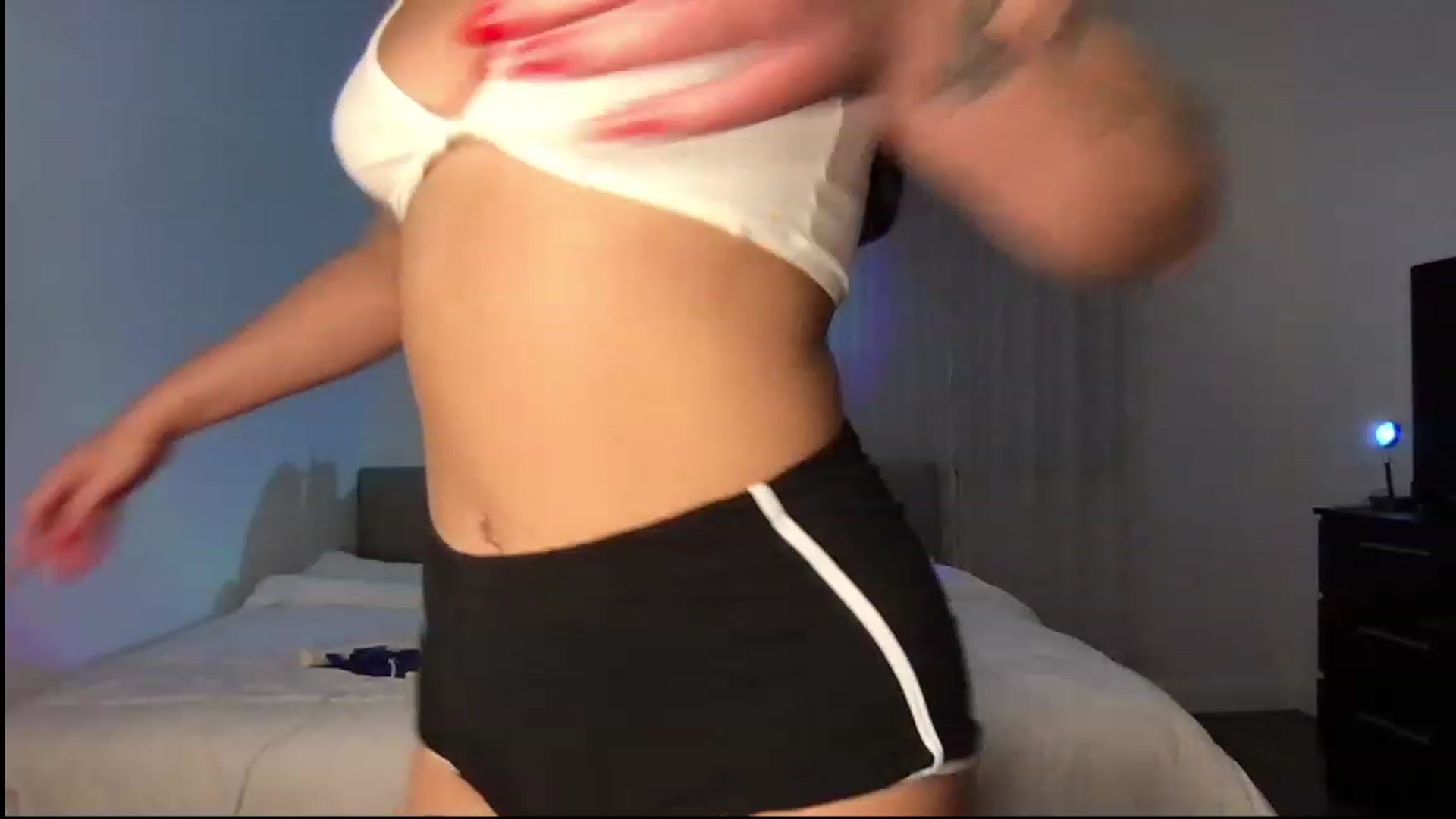 Gallery image thumbnail from babyxjulz's myfreecams stream on, 05/02/2023, 05:39 image 8 of 20