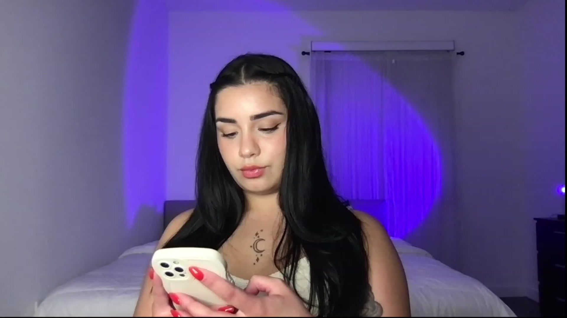 Gallery image thumbnail from babyxjulz's myfreecams stream on, 05/10/2023, 05:35 image 1 of 20