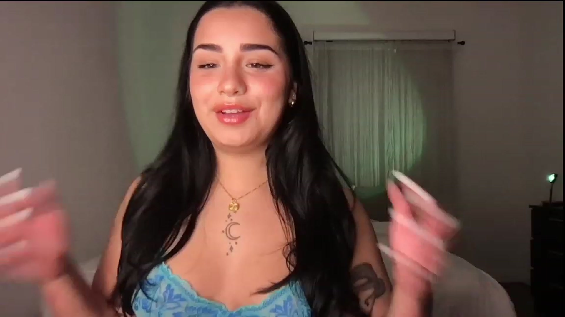 Gallery image thumbnail from babyxjulz's myfreecams stream on, 05/28/2023, 03:18 image 19 of 20