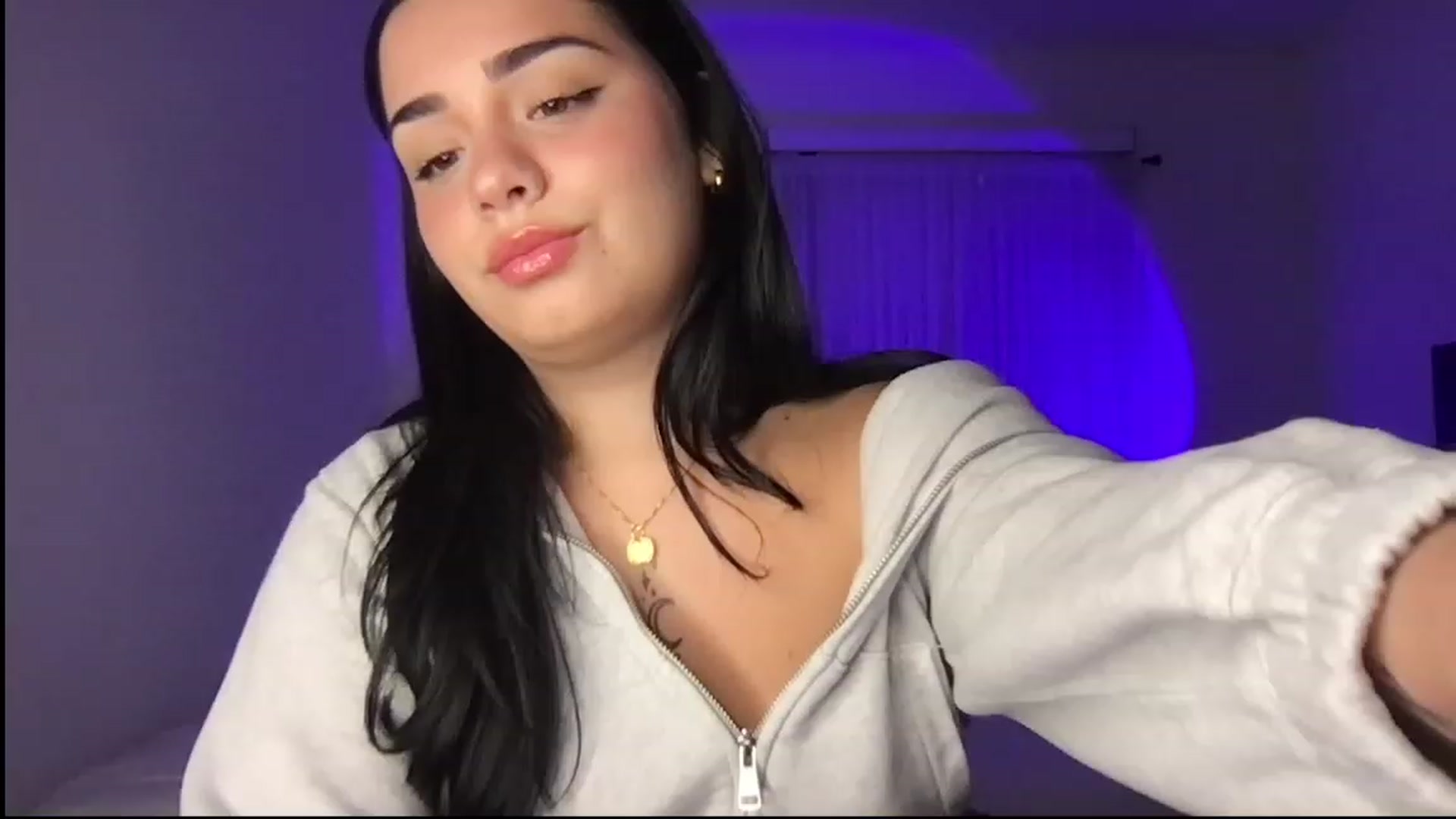 Gallery image thumbnail from babyxjulz's myfreecams stream on, 05/31/2023, 05:25 image 11 of 20