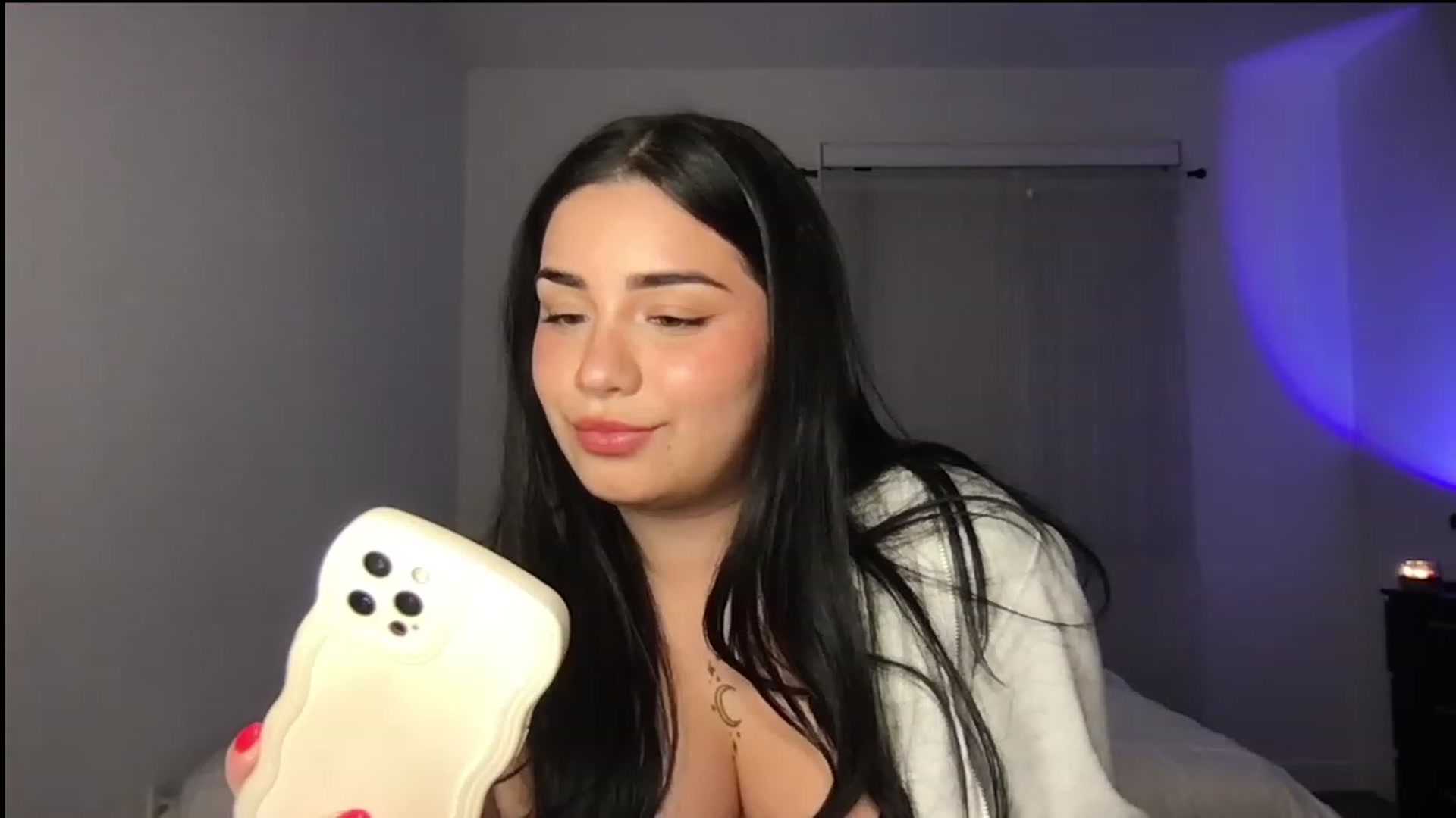 Gallery image thumbnail from babyxjulz's myfreecams stream on, 06/20/2023, 04:07 image 16 of 20