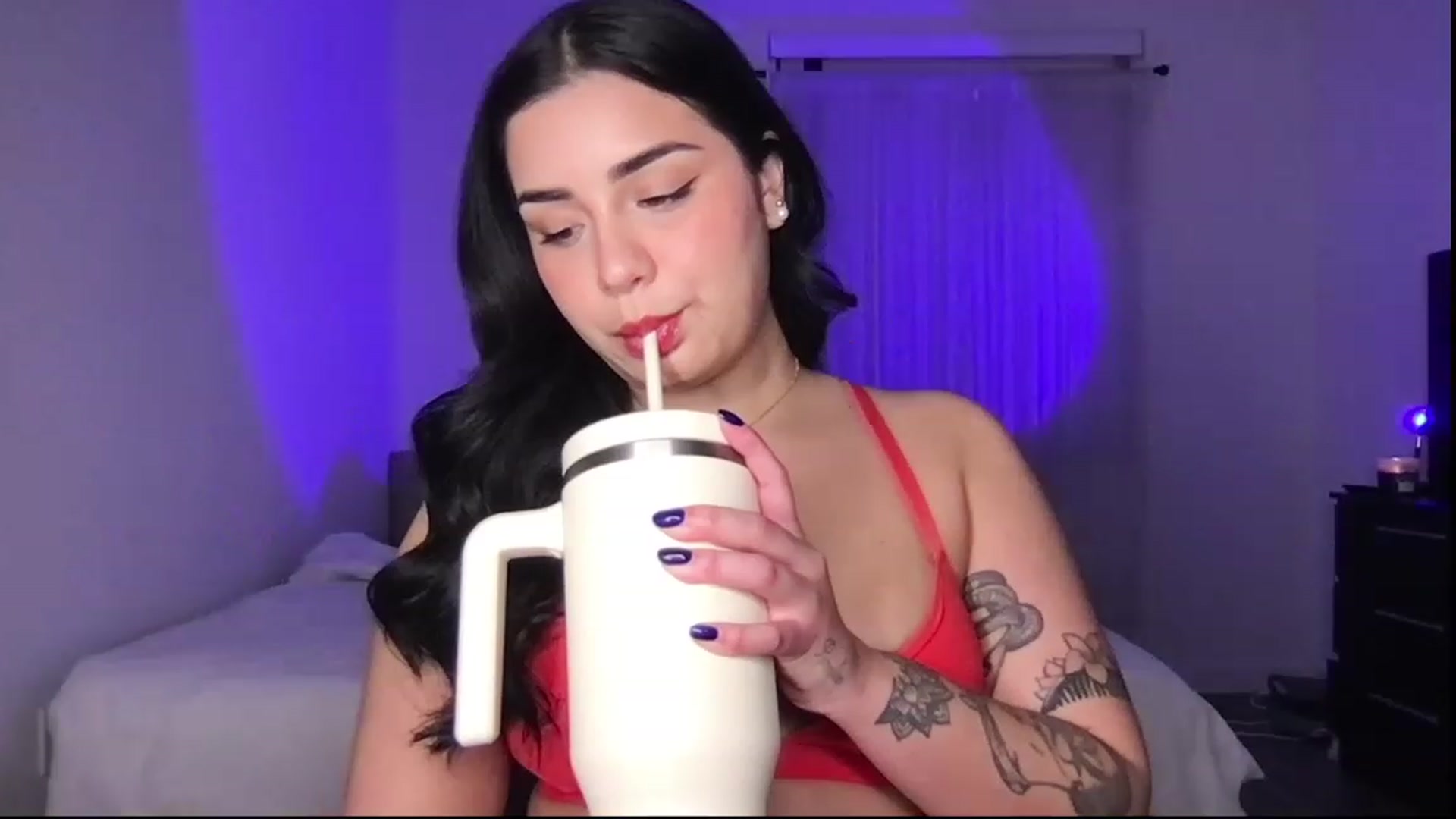 Gallery image thumbnail from babyxjulz's myfreecams stream on, 07/06/2023, 03:55 image 19 of 20