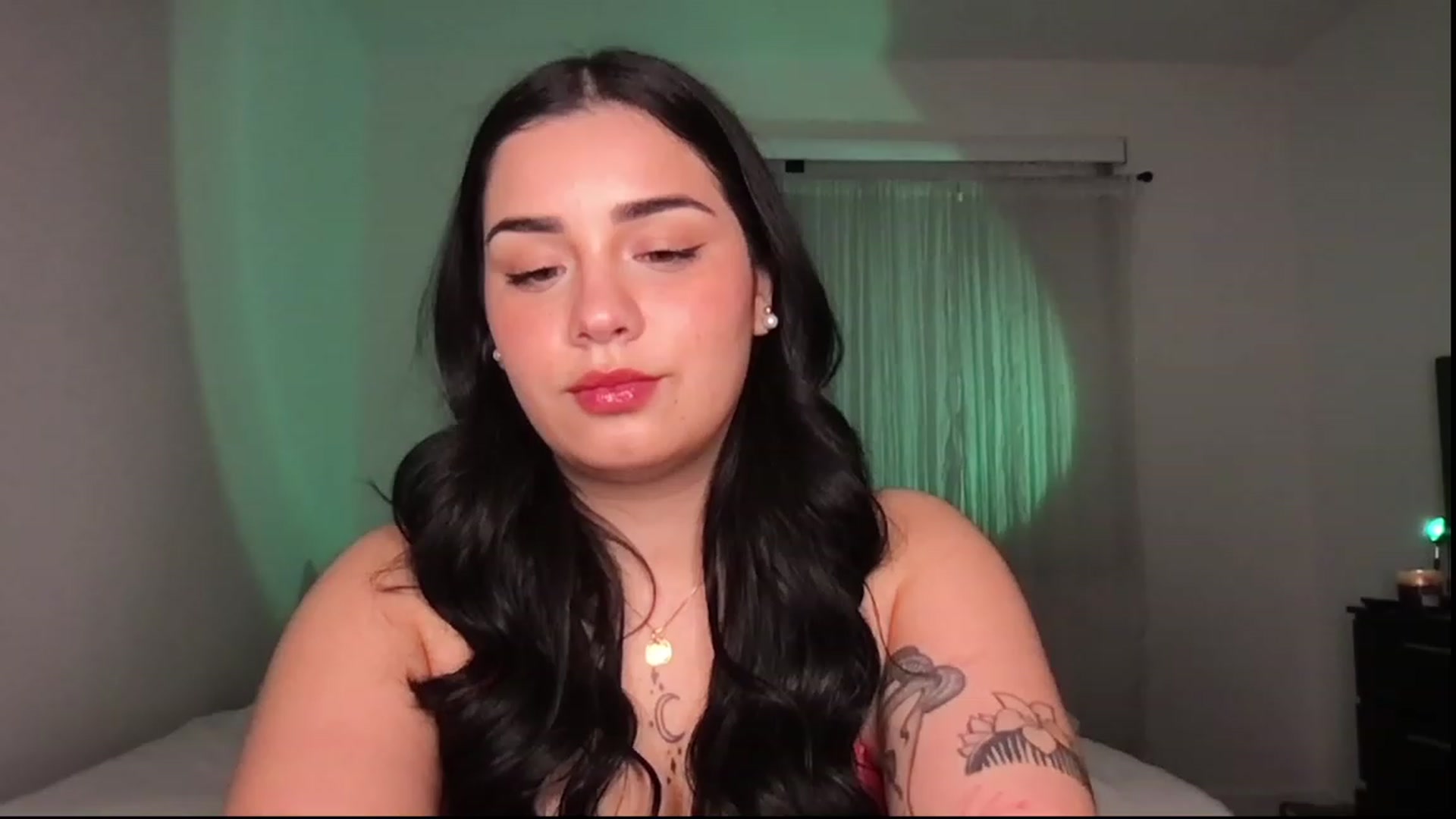 Gallery image thumbnail from babyxjulz's myfreecams stream on, 07/06/2023, 06:27 image 19 of 20