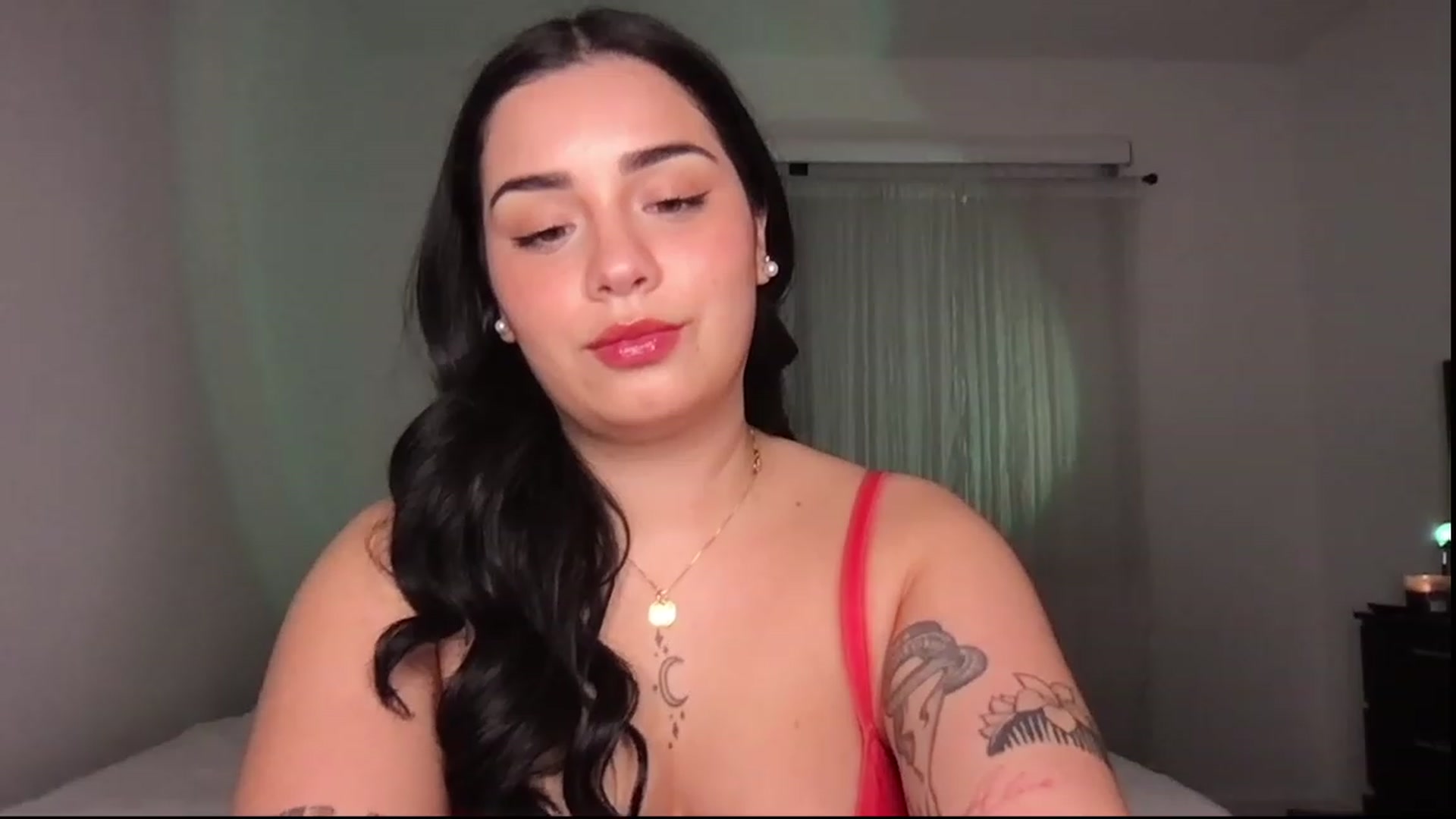 Gallery image thumbnail from babyxjulz's myfreecams stream on, 07/06/2023, 06:27 image 18 of 20