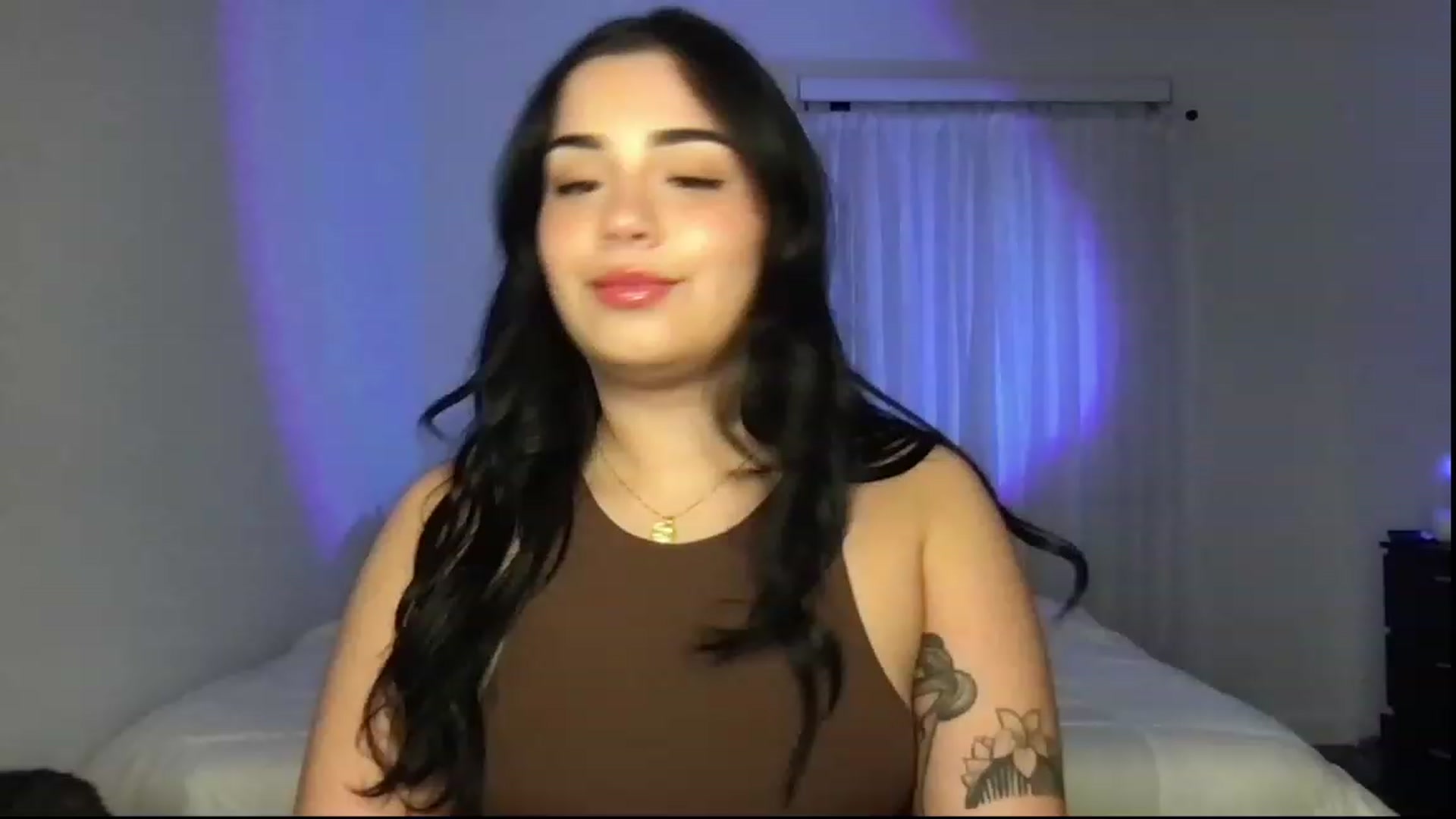 Gallery image thumbnail from babyxjulz's myfreecams stream on, 07/14/2023, 05:45 image 8 of 20