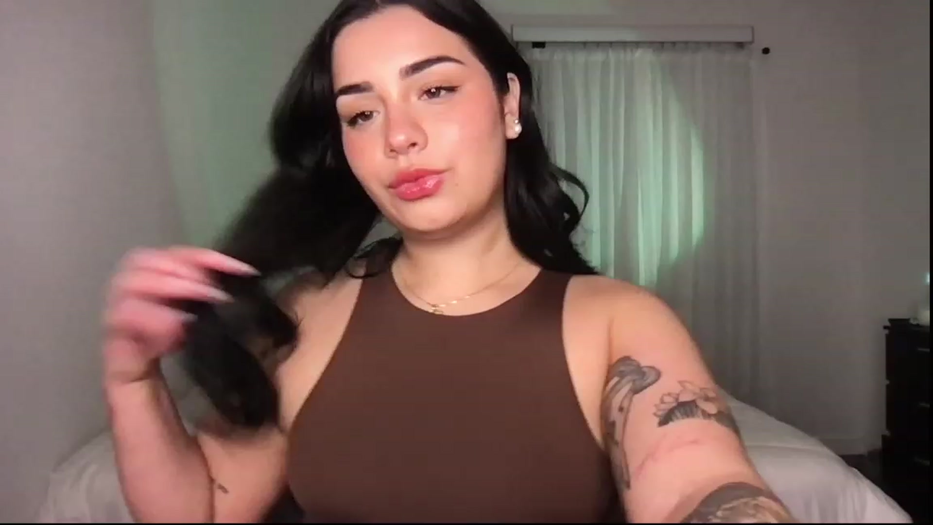 Gallery image thumbnail from babyxjulz's myfreecams stream on, 07/14/2023, 05:45 image 6 of 20