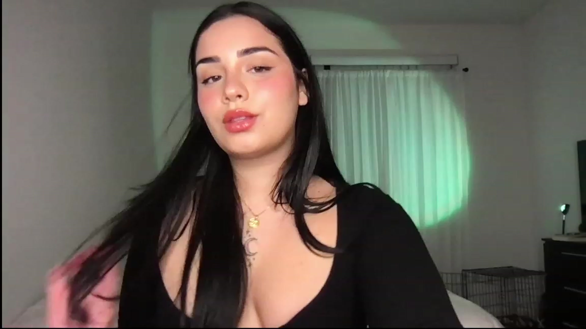 Gallery image thumbnail from babyxjulz's myfreecams stream on, 08/03/2023, 05:33 image 13 of 20