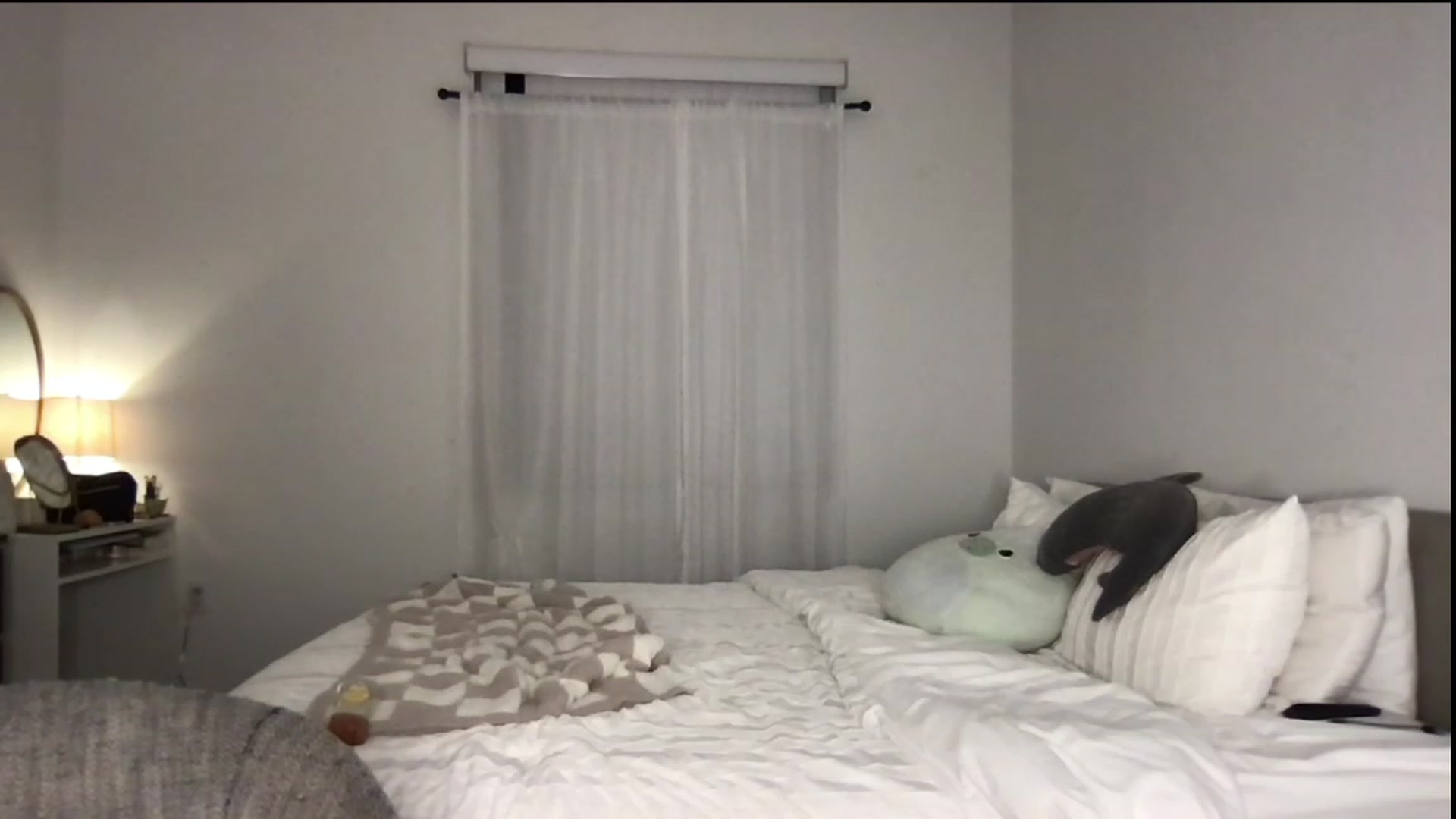 Gallery image thumbnail from babyxjulz's myfreecams stream on, 08/30/2023, 04:45 image 15 of 20