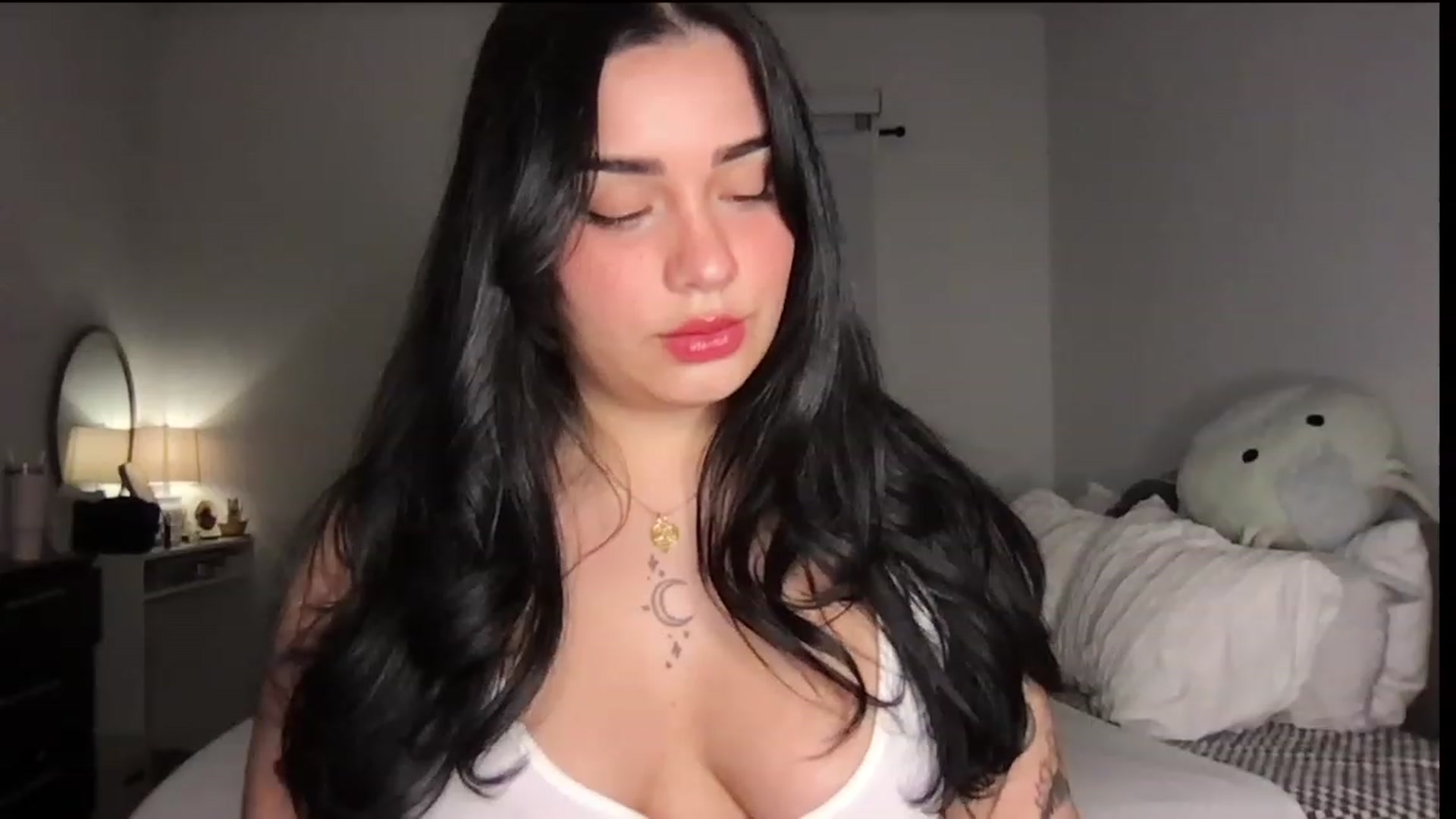 Gallery image thumbnail from babyxjulz's myfreecams stream on, 09/01/2023, 03:55 image 9 of 20