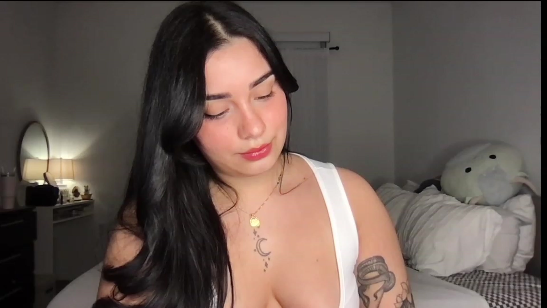 Gallery image thumbnail from babyxjulz's myfreecams stream on, 09/01/2023, 03:55 image 16 of 20