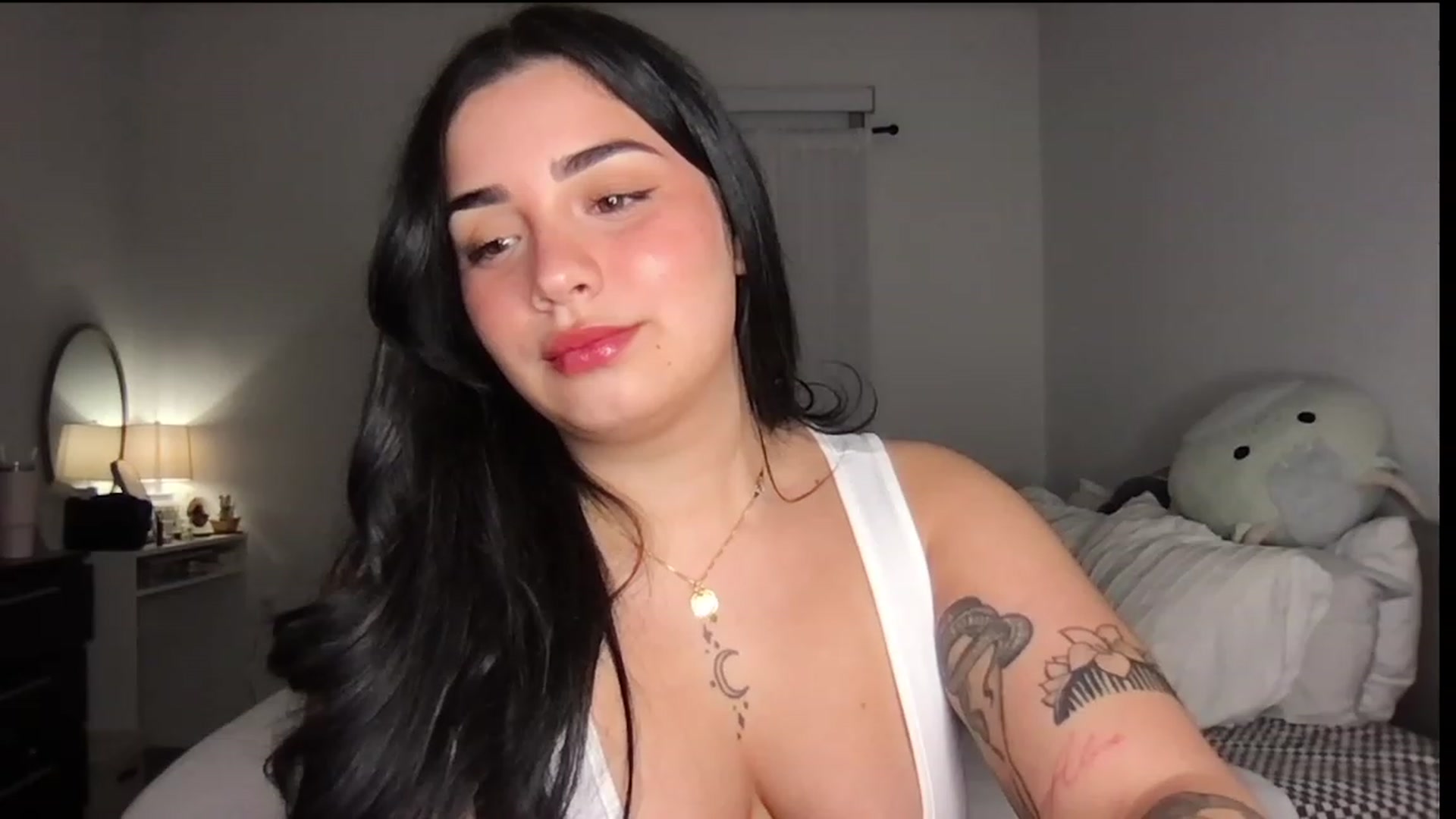 Gallery image thumbnail from babyxjulz's myfreecams stream on, 09/01/2023, 03:55 image 14 of 20