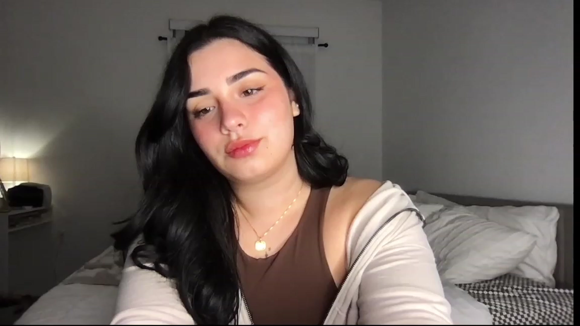 Gallery image thumbnail from babyxjulz's myfreecams stream on, 09/05/2023, 06:19 image 3 of 20