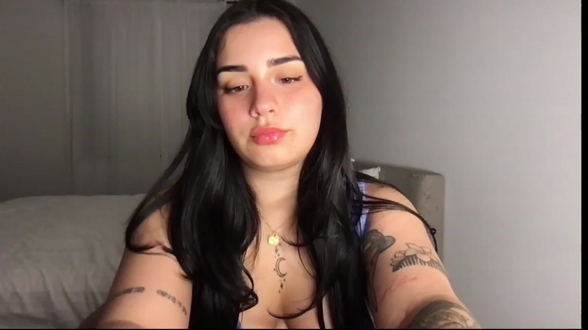 Gallery image thumbnail from babyxjulz's myfreecams stream on, 09/14/2023, 05:14 image 13 of 20