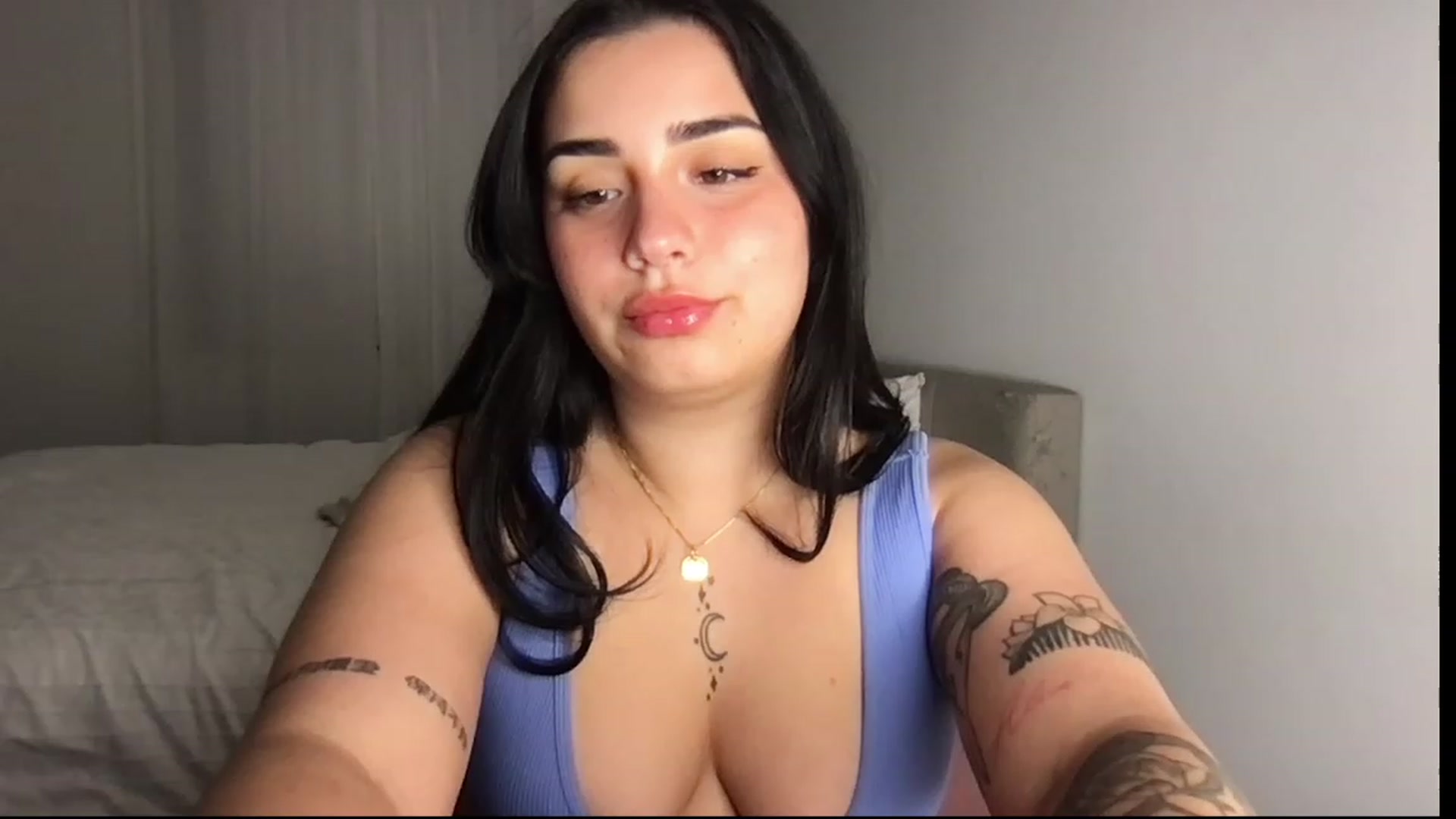 Gallery image thumbnail from babyxjulz's myfreecams stream on, 09/14/2023, 05:14 image 9 of 20