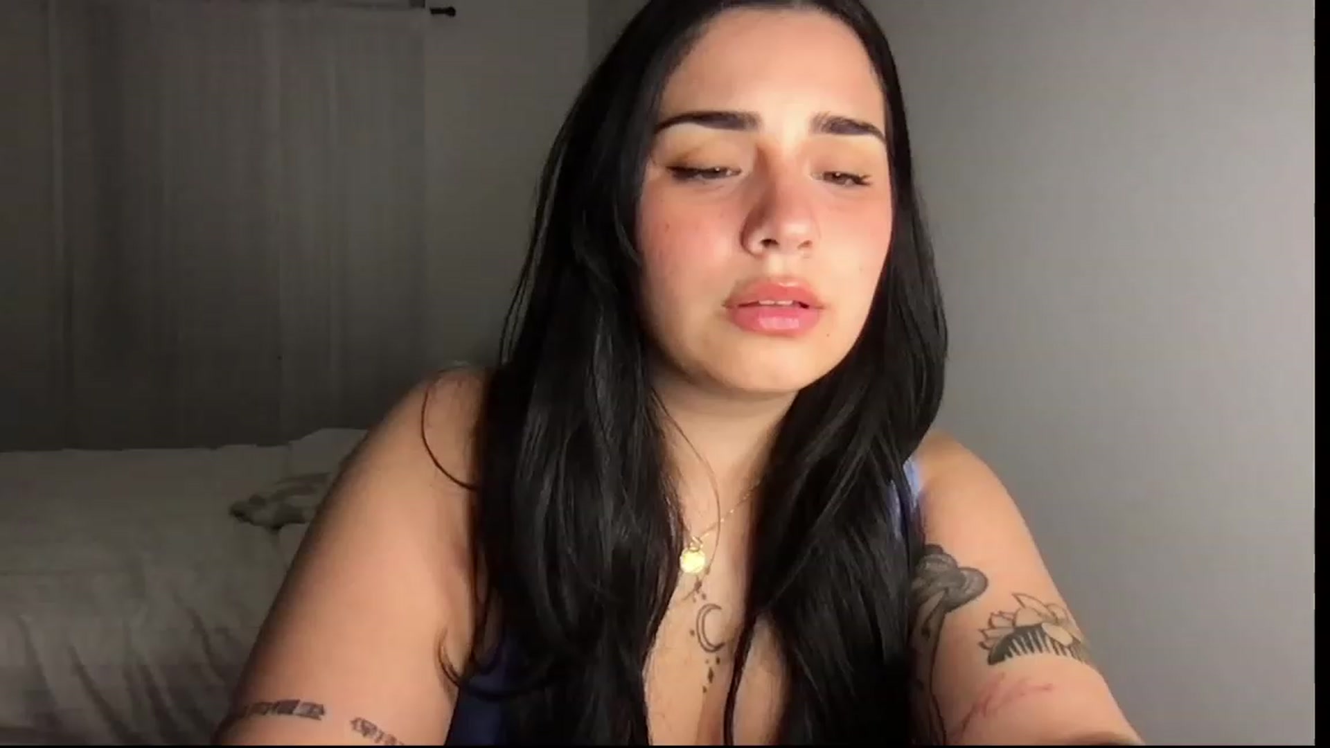 Gallery image thumbnail from babyxjulz's myfreecams stream on, 09/14/2023, 05:14 image 2 of 20