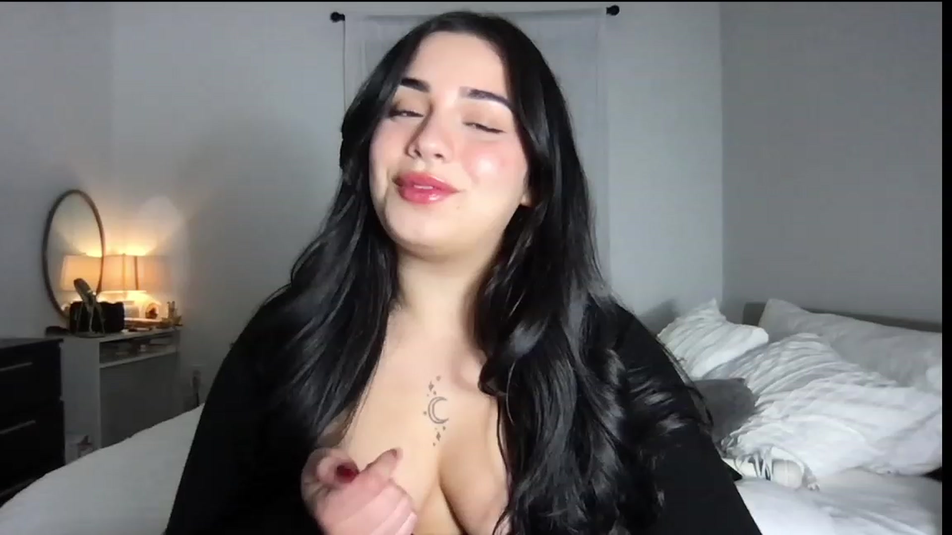 Gallery image thumbnail from babyxjulz's myfreecams stream on, 09/26/2023, 03:55 image 11 of 20