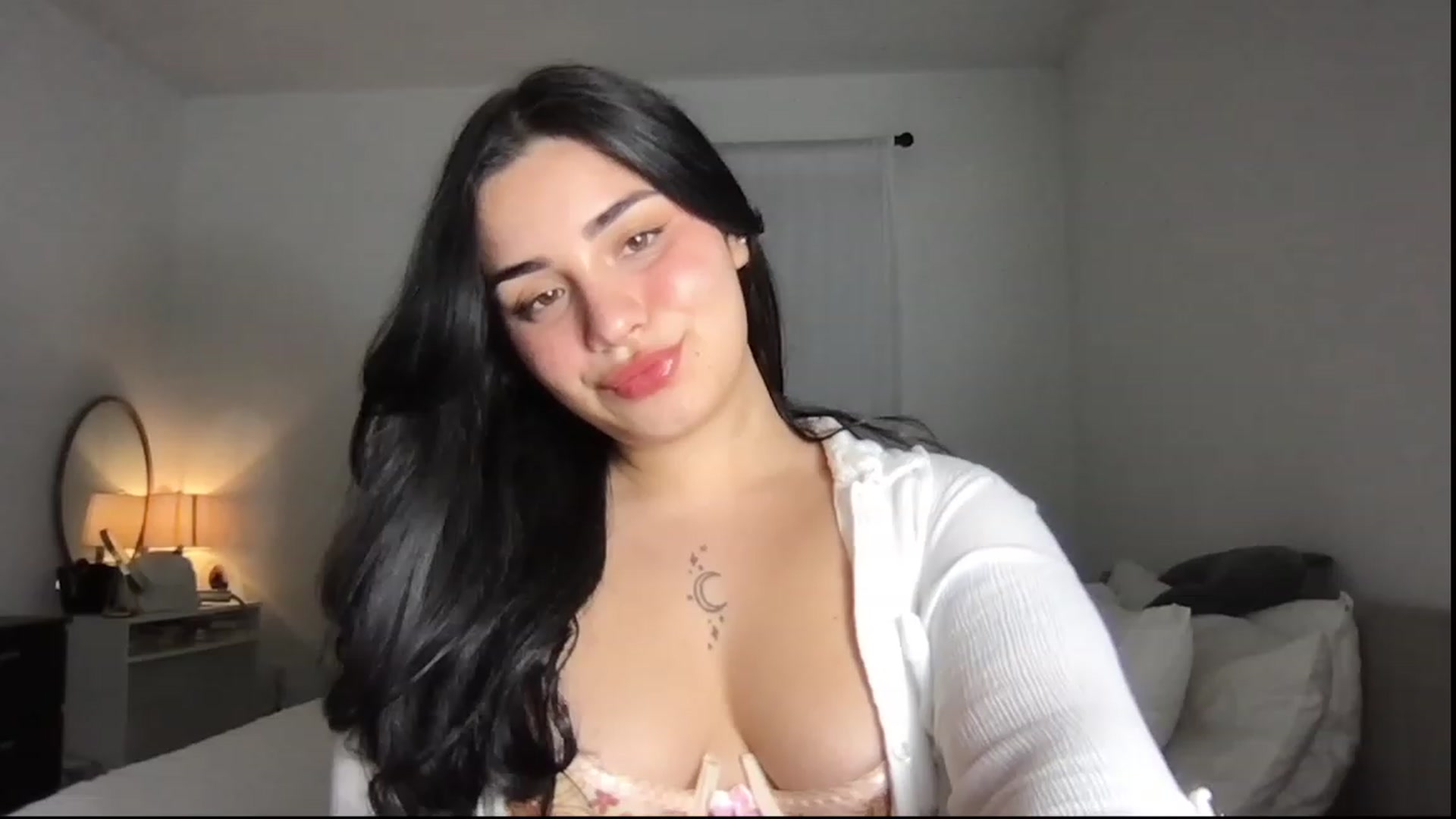 Gallery image thumbnail from babyxjulz's myfreecams stream on, 09/28/2023, 05:05 image 2 of 20