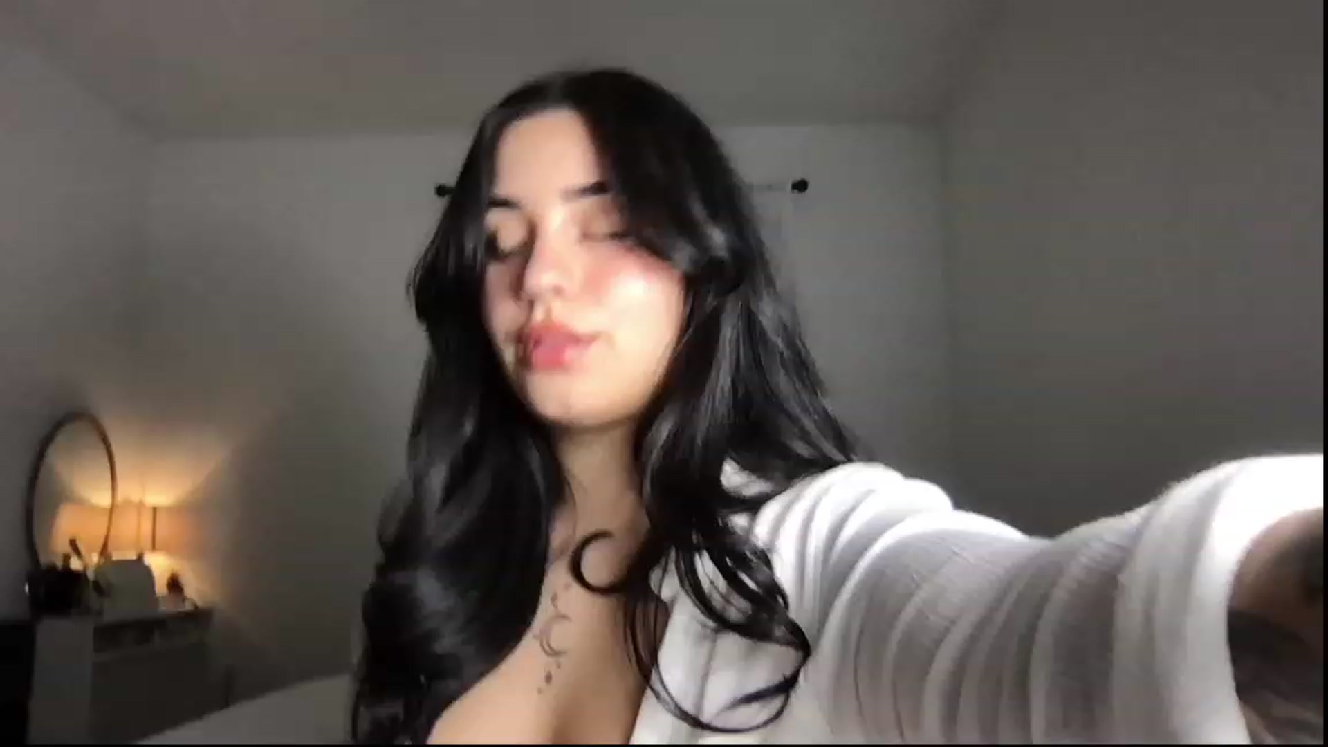 Gallery image thumbnail from babyxjulz's myfreecams stream on, 09/28/2023, 05:05 image 15 of 20