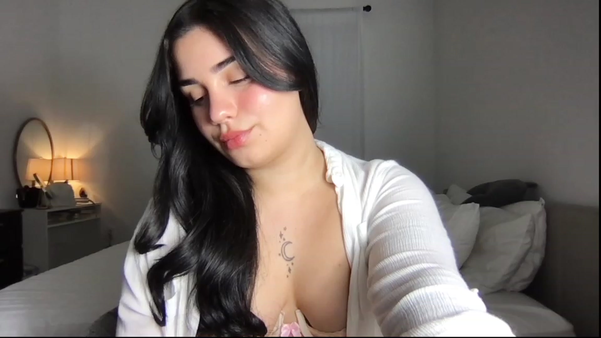 Gallery image thumbnail from babyxjulz's myfreecams stream on, 09/28/2023, 05:05 image 12 of 20