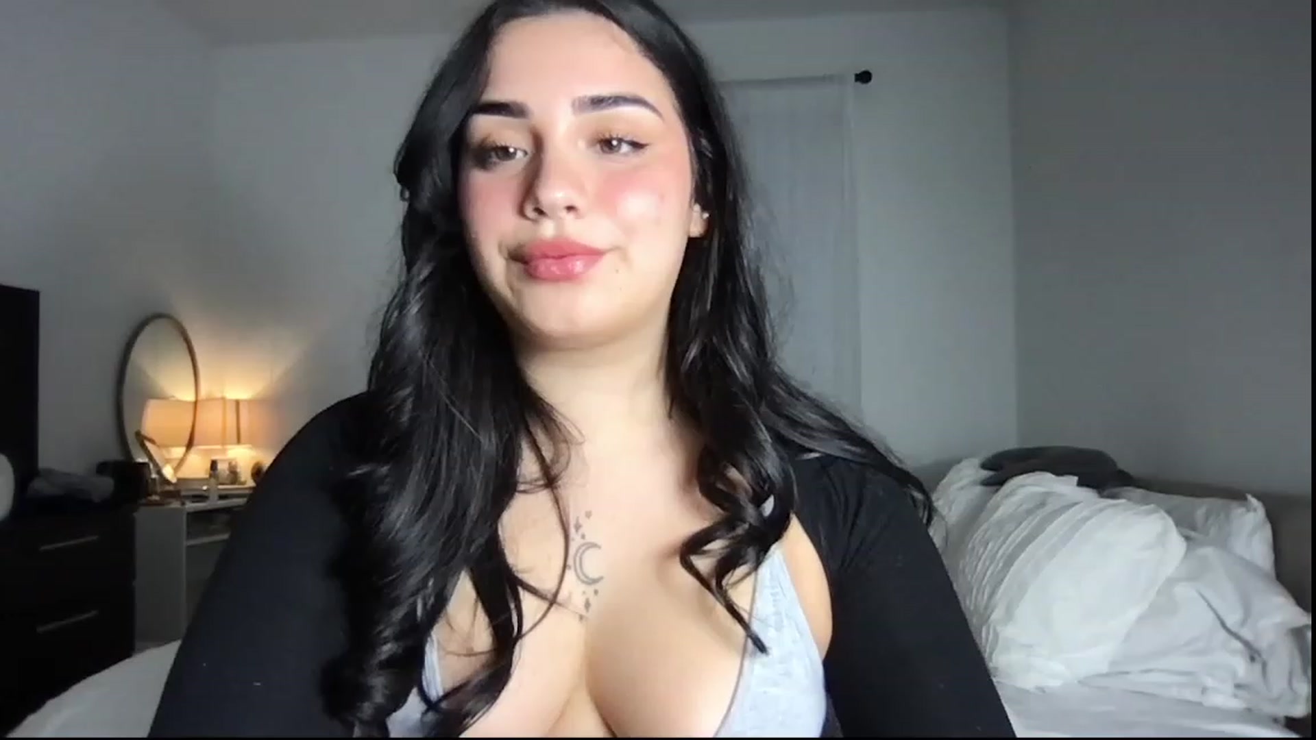 Gallery image thumbnail from babyxjulz's myfreecams stream on, 09/29/2023, 03:32 image 10 of 20