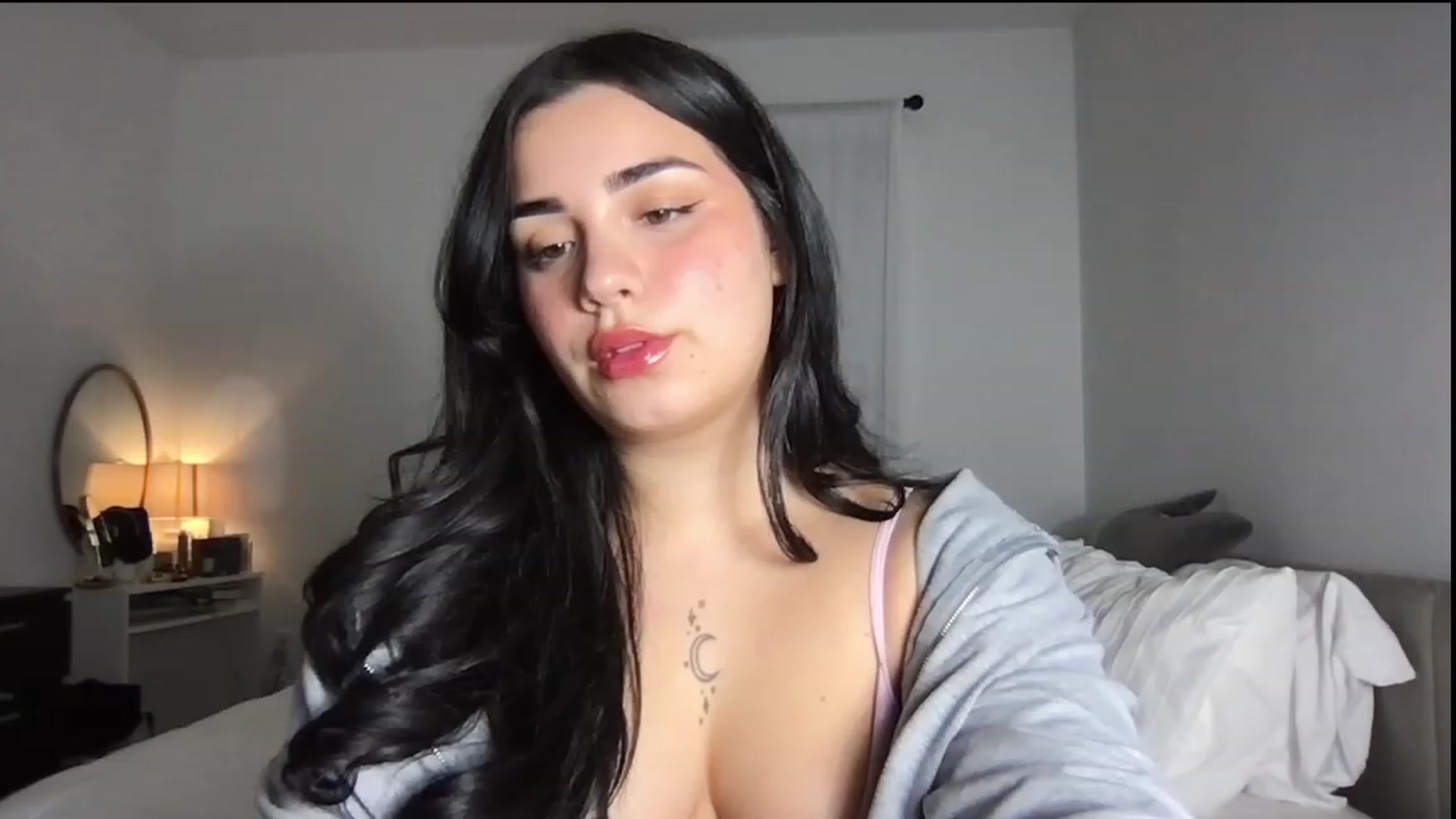 Gallery image thumbnail from babyxjulz's myfreecams stream on, 10/04/2023, 04:13 image 3 of 20