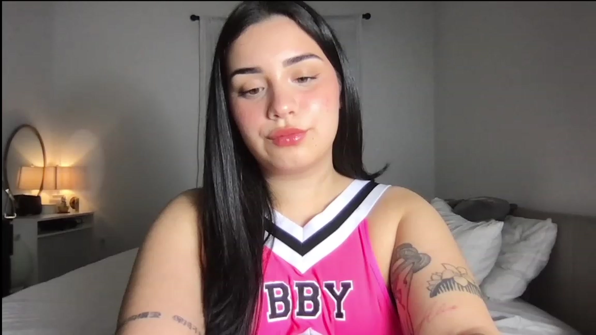 Gallery image thumbnail from babyxjulz's myfreecams stream on, 10/24/2023, 04:08 image 4 of 20