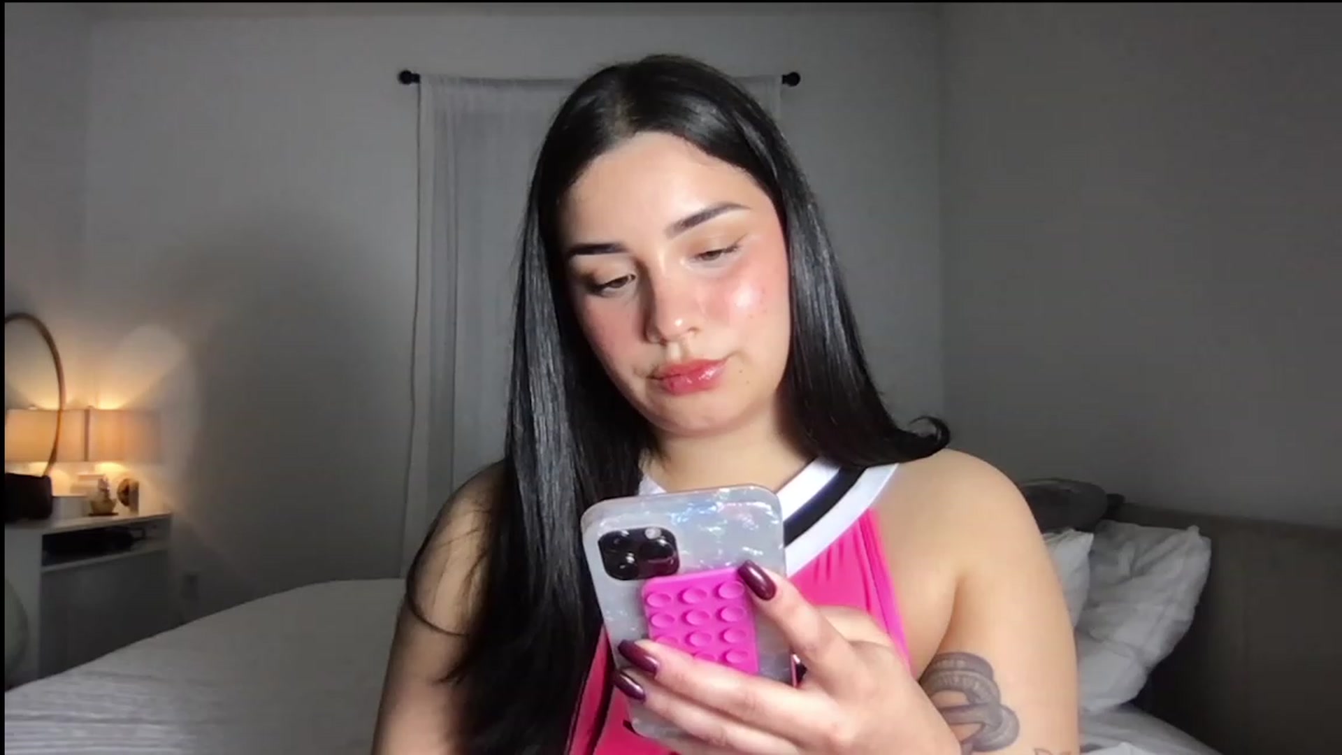 Gallery image thumbnail from babyxjulz's myfreecams stream on, 10/24/2023, 04:08 image 16 of 20