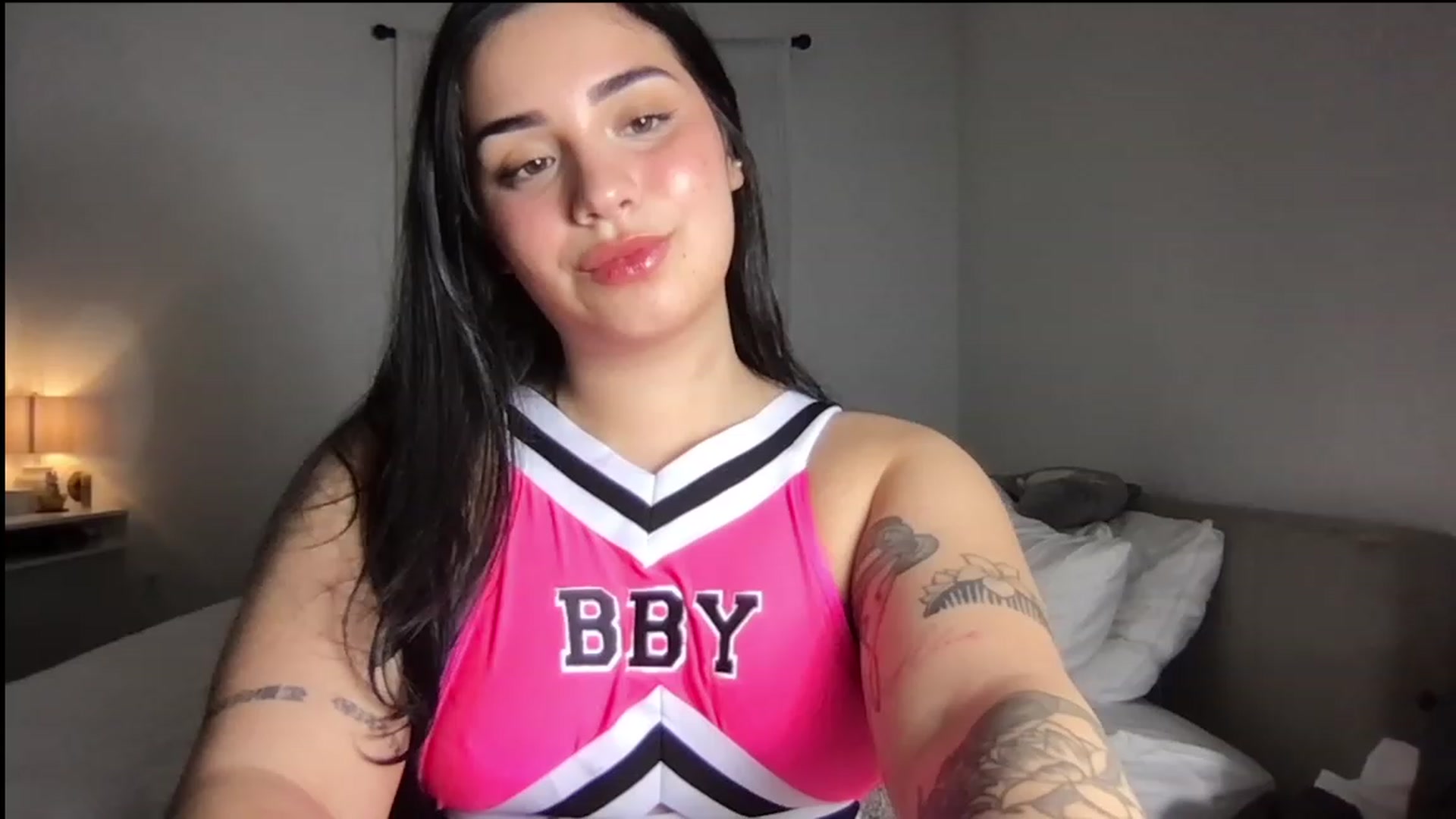 Gallery image thumbnail from babyxjulz's myfreecams stream on, 10/24/2023, 06:04 image 4 of 20
