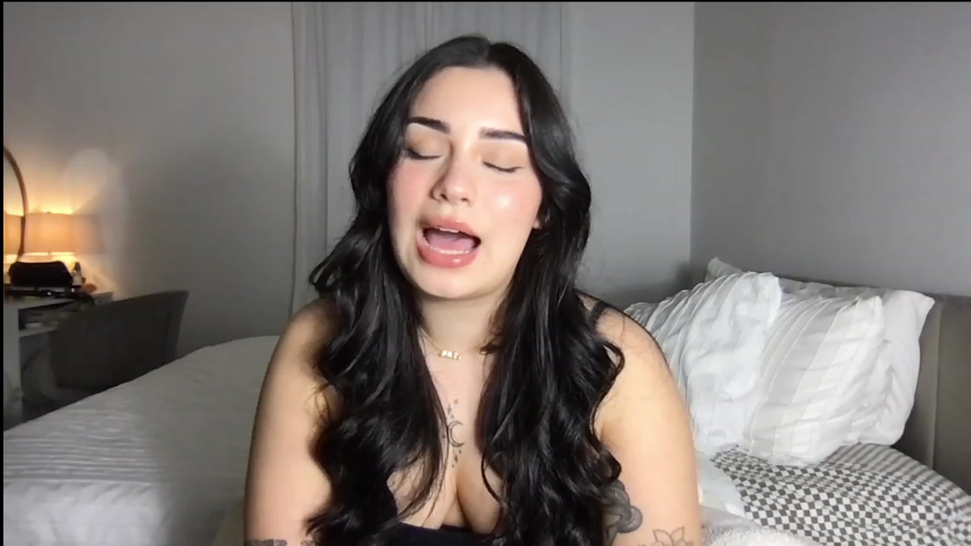 Gallery image thumbnail from babyxjulz's myfreecams stream on, 11/28/2023, 05:42 image 12 of 20